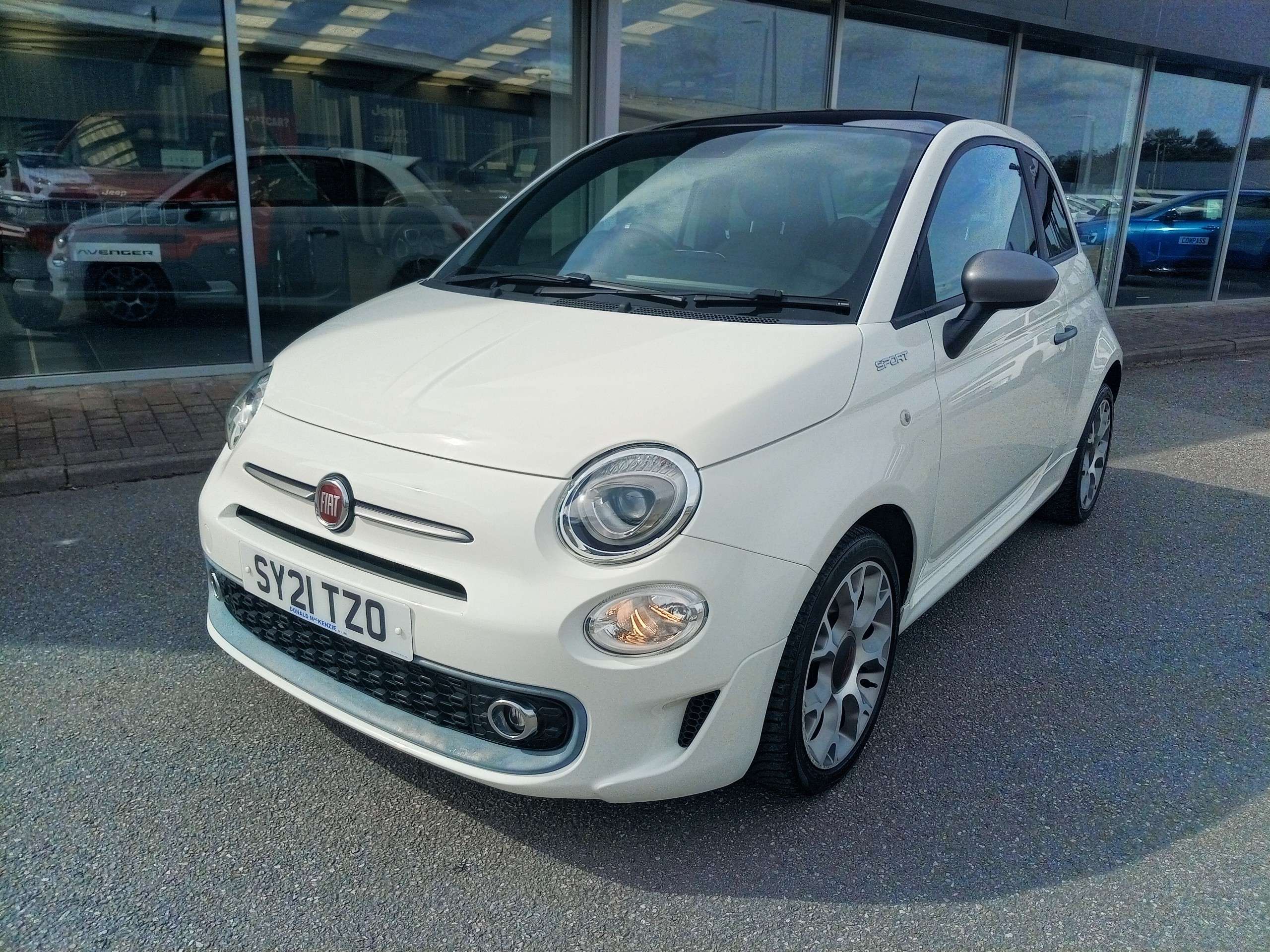 A 2021 FIAT 500 1.0 MHEV Sport 3dr A 2021 FIAT 500 1.0 MHEV Sport 3dr