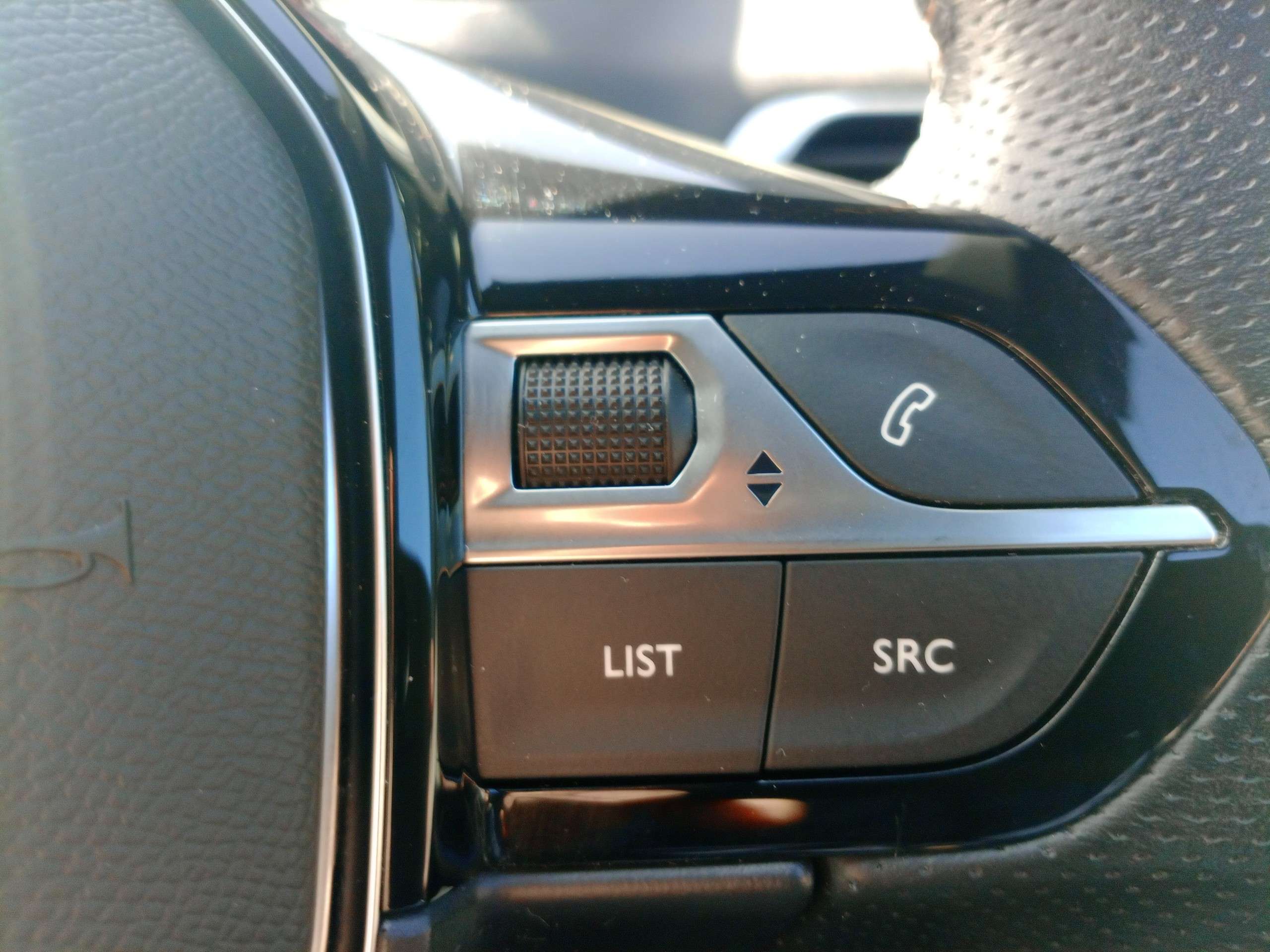 2022 PEUGEOT 3008 2022 PEUGEOT 3008