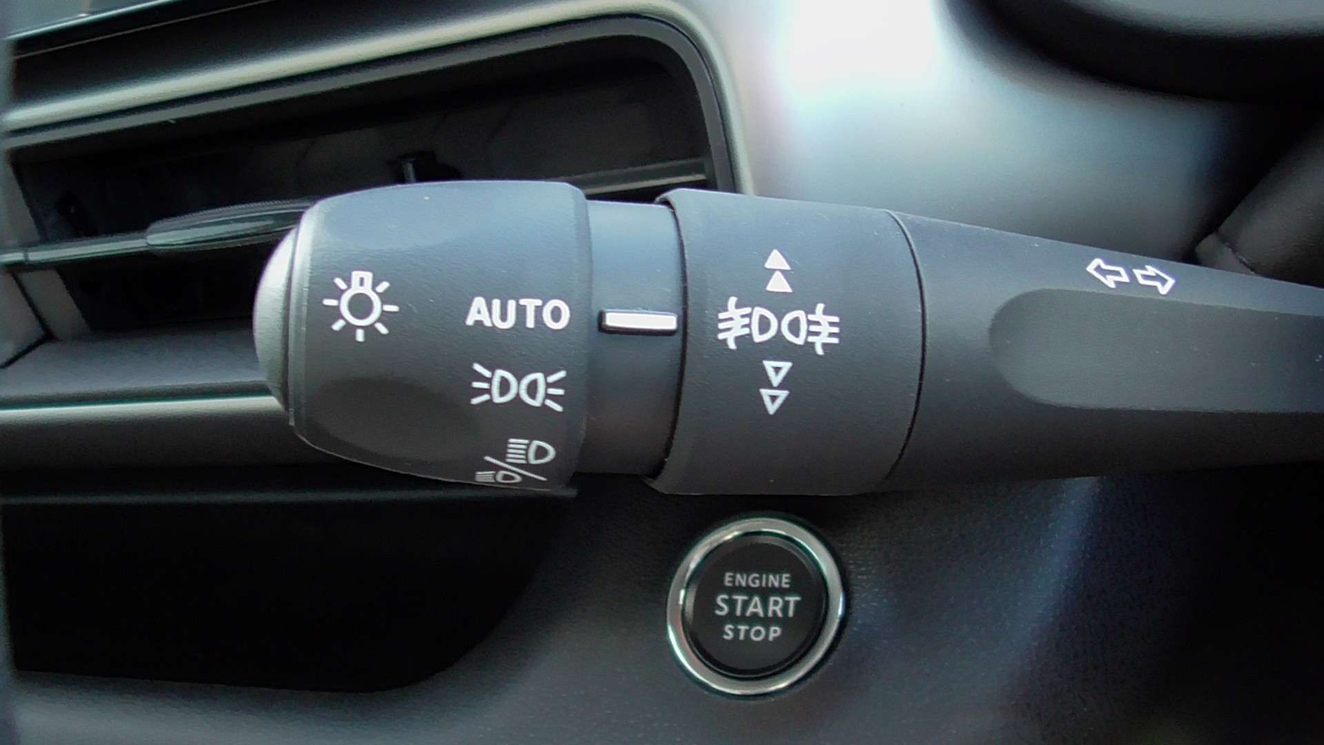 2025 JEEP AVENGER 2025 JEEP AVENGER