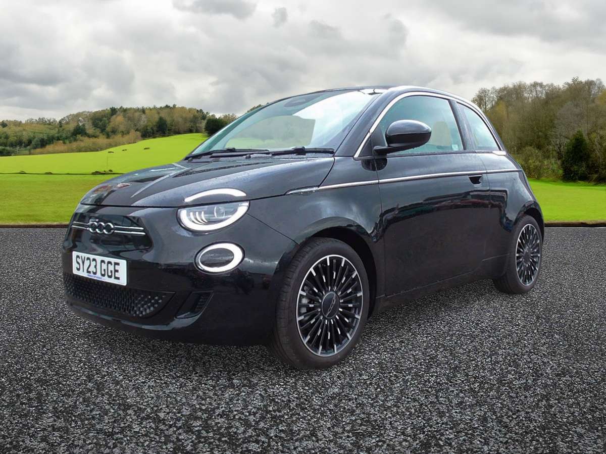 Check out this Fiat 500e 2023 Electric Automatic
