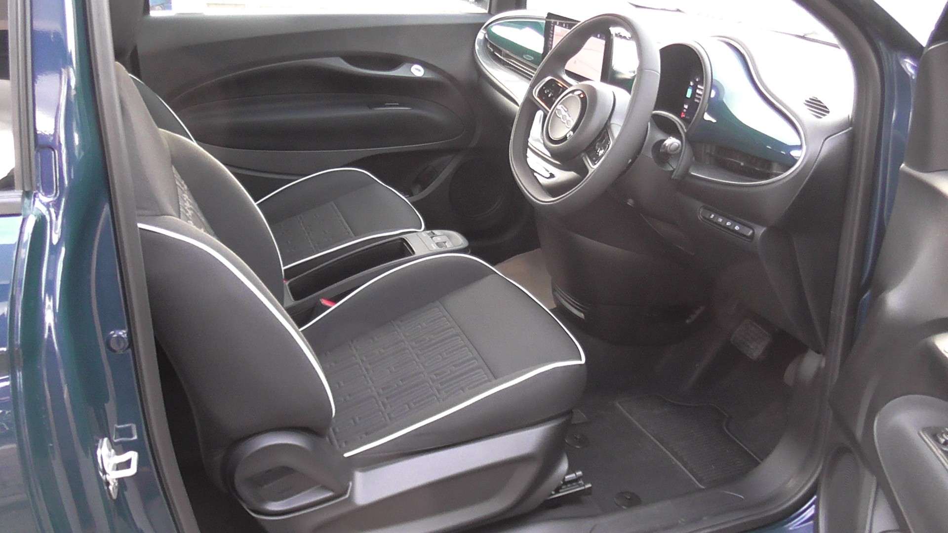 2023 FIAT 500E 2023 FIAT 500E