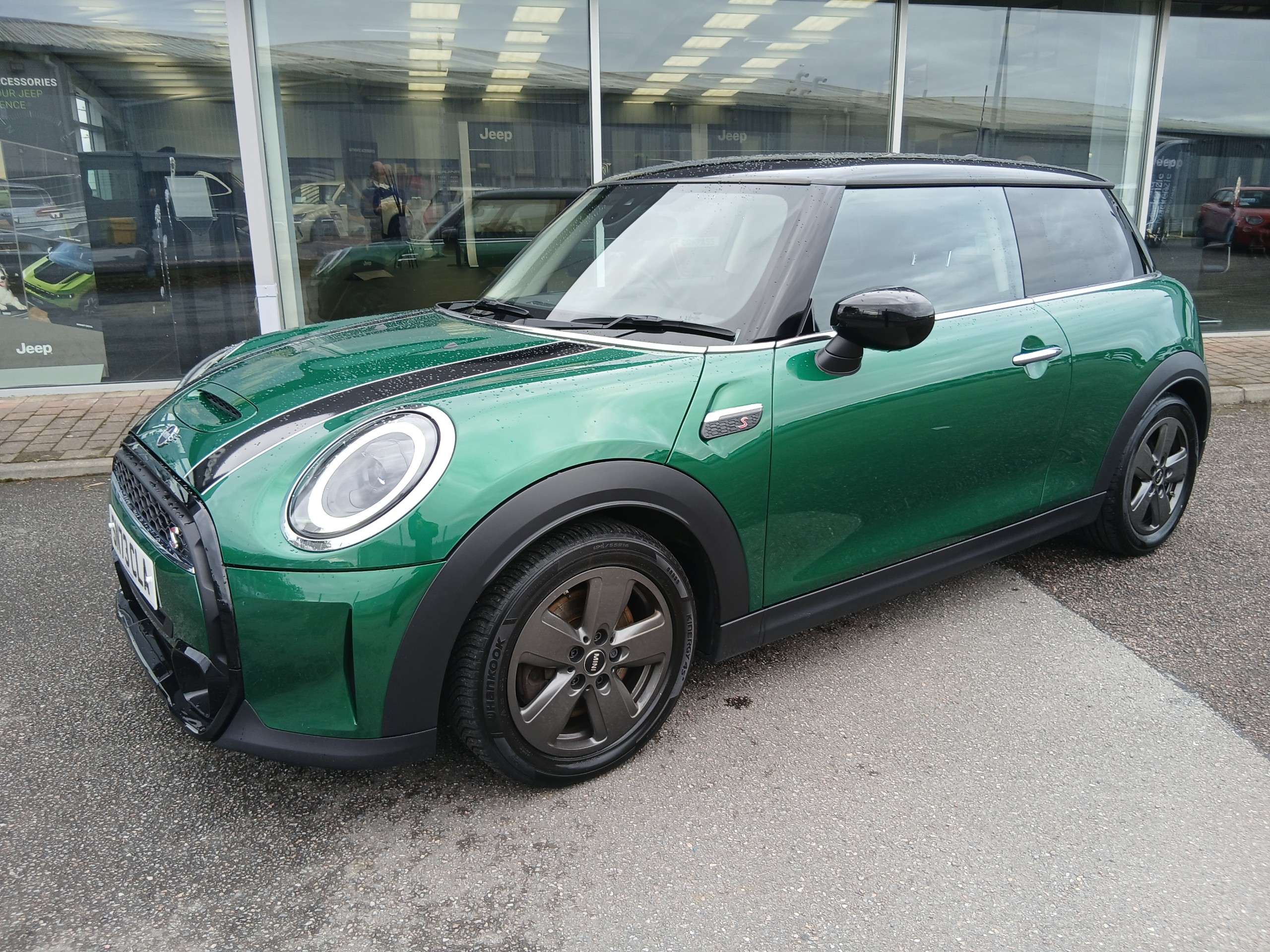 A 2023 MINI HATCH 2.0 Cooper S Classic 3dr Steptronic 178 A 2023 MINI HATCH 2.0 Cooper S Classic 3dr Steptronic 178