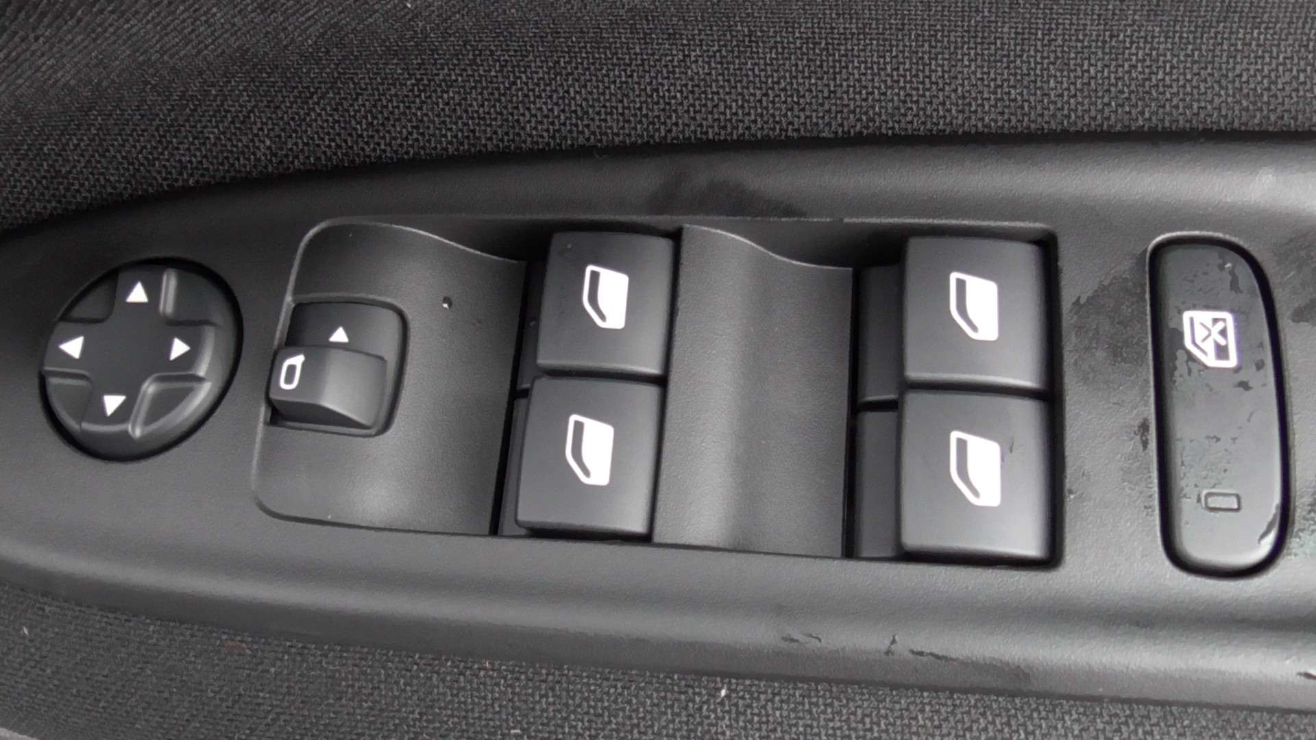 null JEEP AVENGER null JEEP AVENGER