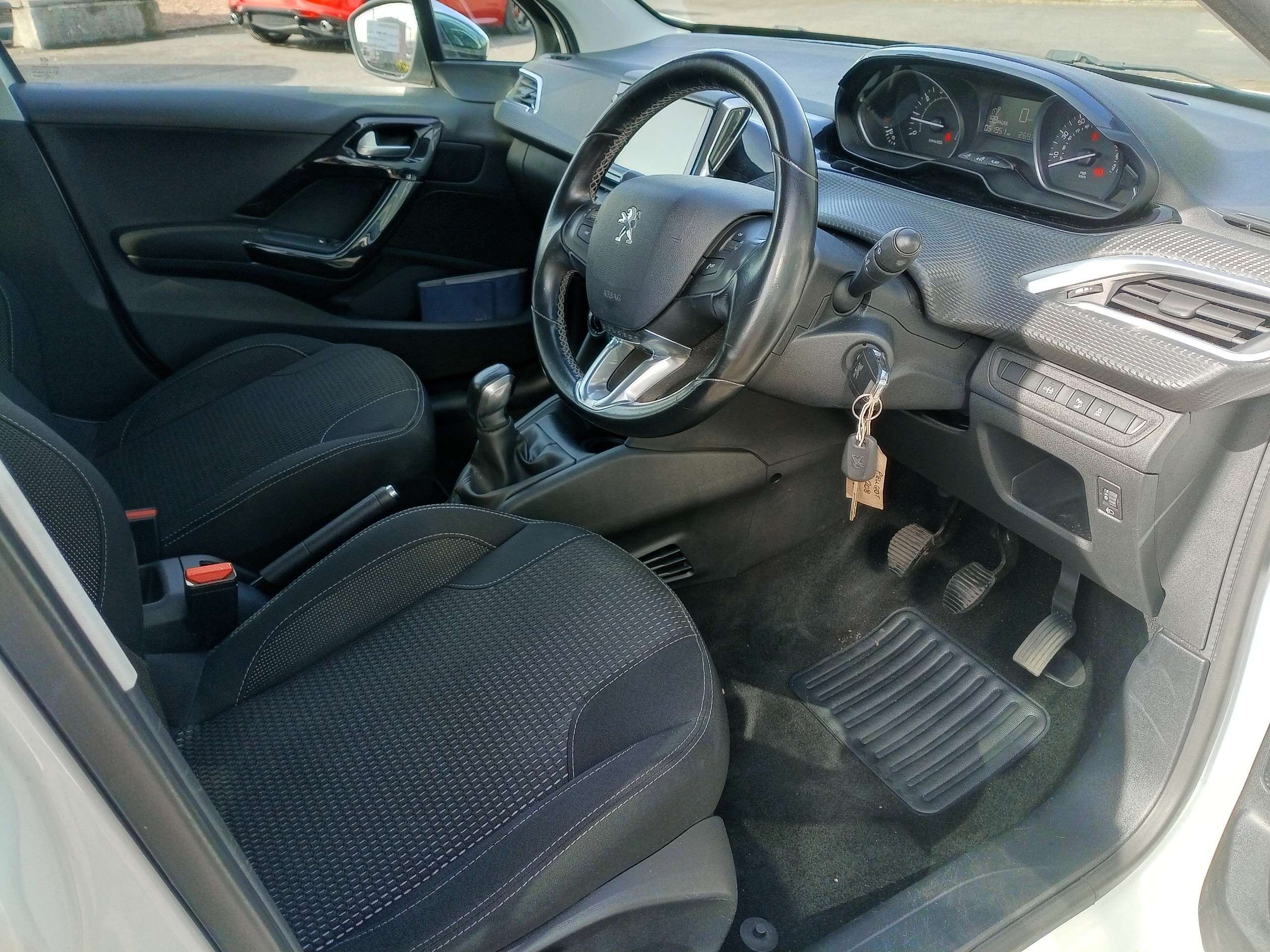 2016 PEUGEOT 208 2016 PEUGEOT 208