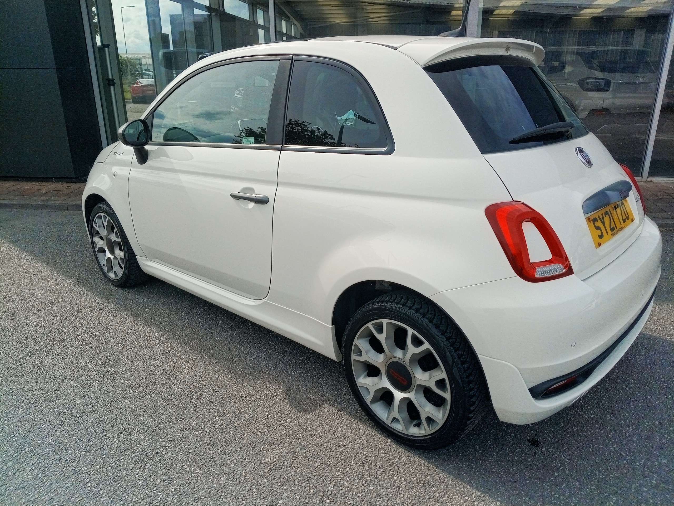 2021 FIAT 500 2021 FIAT 500