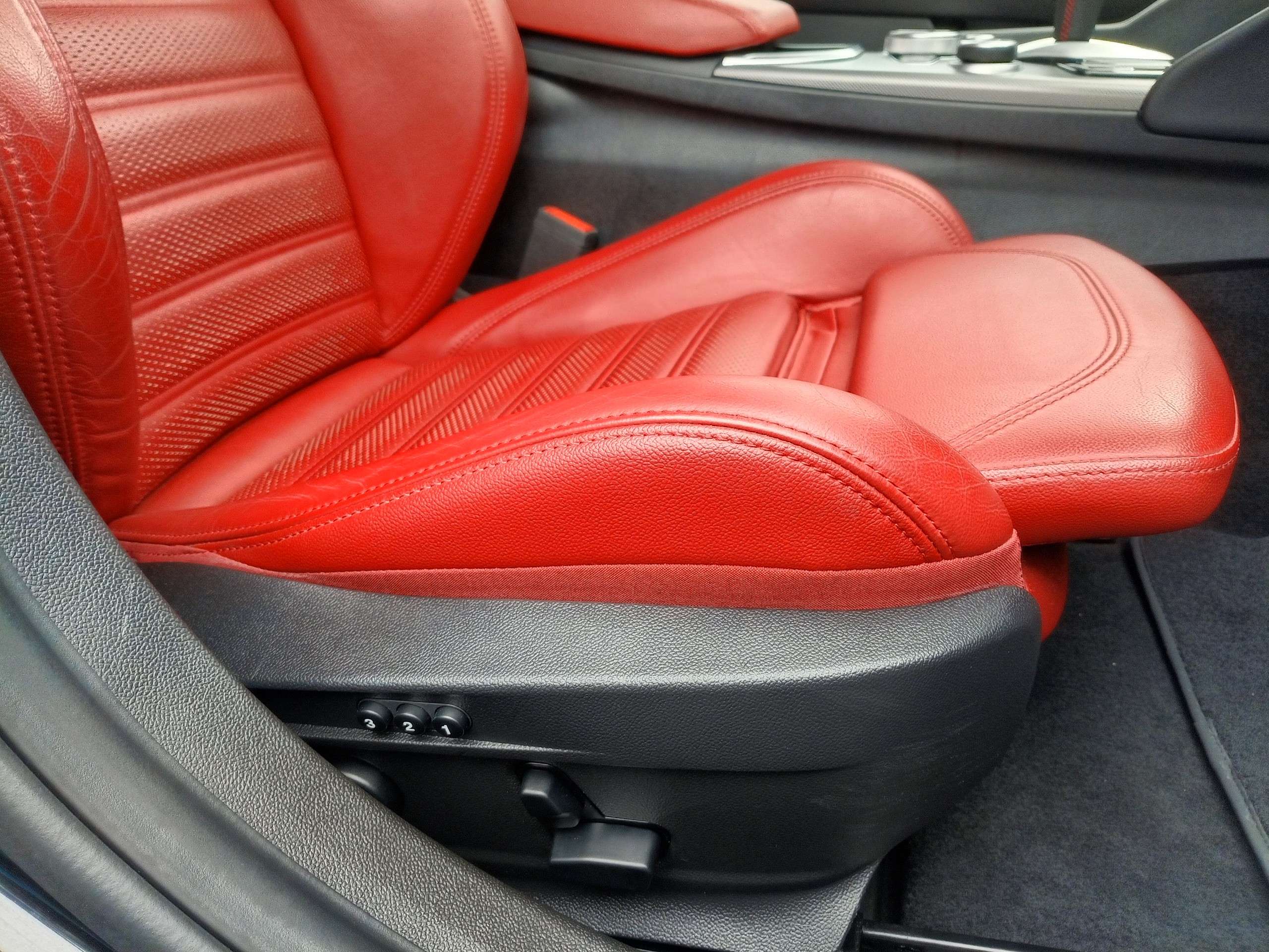 2021 ALFA ROMEO GIULIA 2021 ALFA ROMEO GIULIA