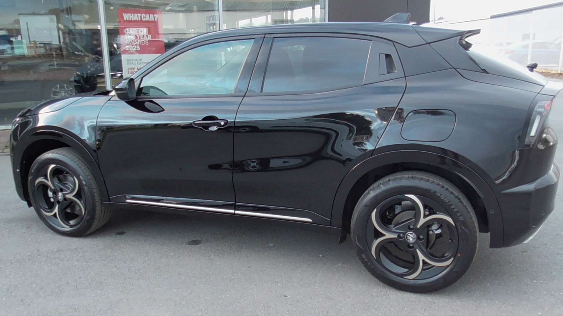 A 2026 ALFA ROMEO JUNIOR IBRIDA Intensa 136 Mild Hybrid A 2026 ALFA ROMEO JUNIOR IBRIDA Intensa 136 Mild Hybrid