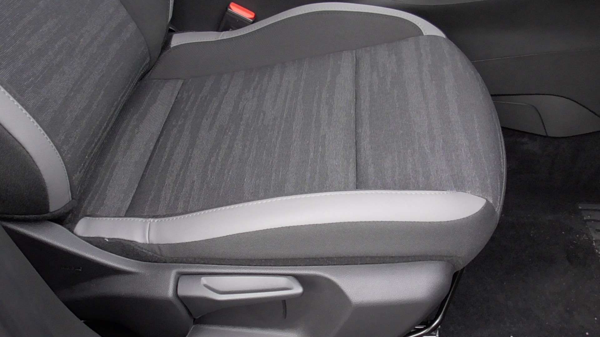 null JEEP AVENGER null JEEP AVENGER