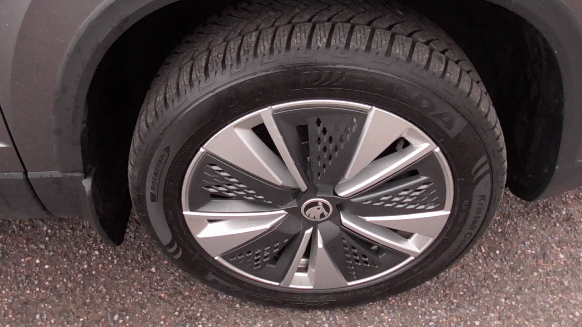 2023 SKODA KAROQ 2023 SKODA KAROQ