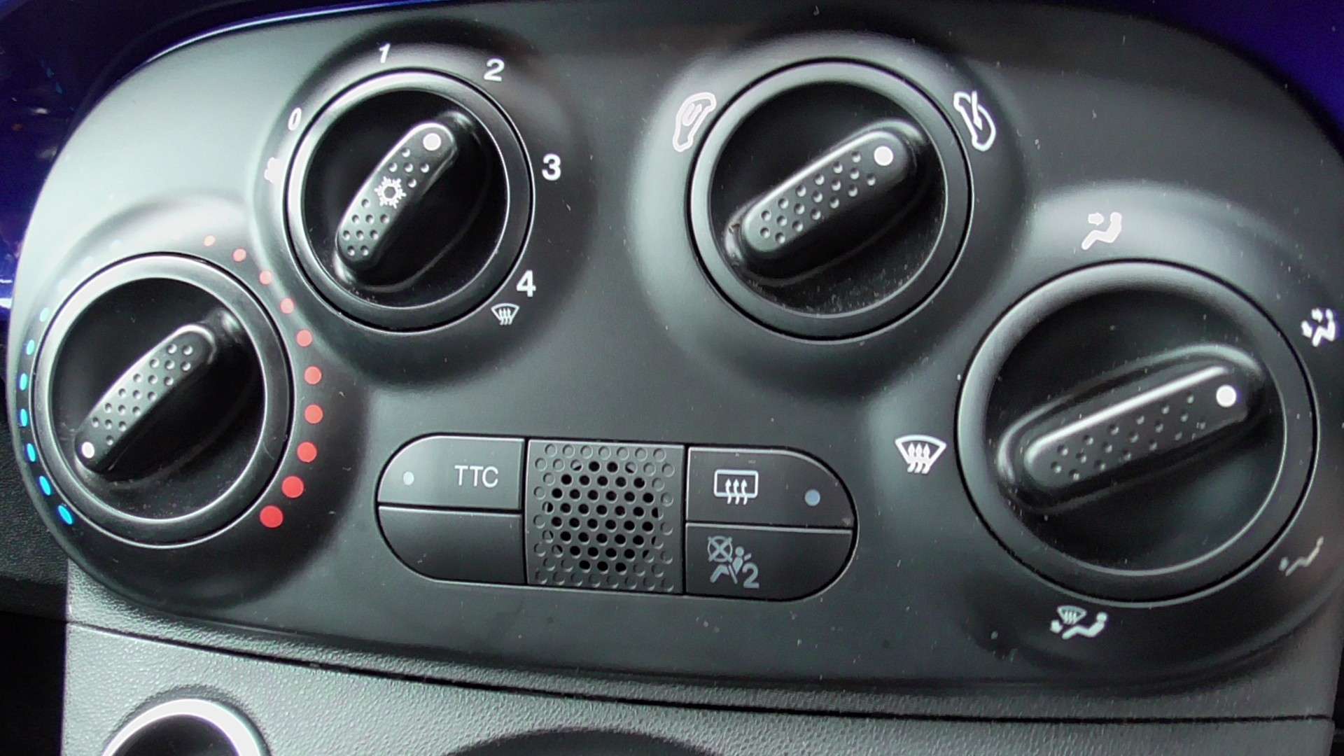 2016 ABARTH 595 2016 ABARTH 595