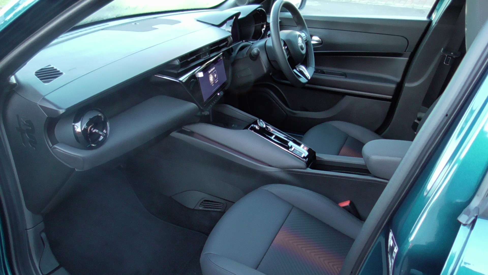 2024 ALFA ROMEO JUNIOR 2024 ALFA ROMEO JUNIOR