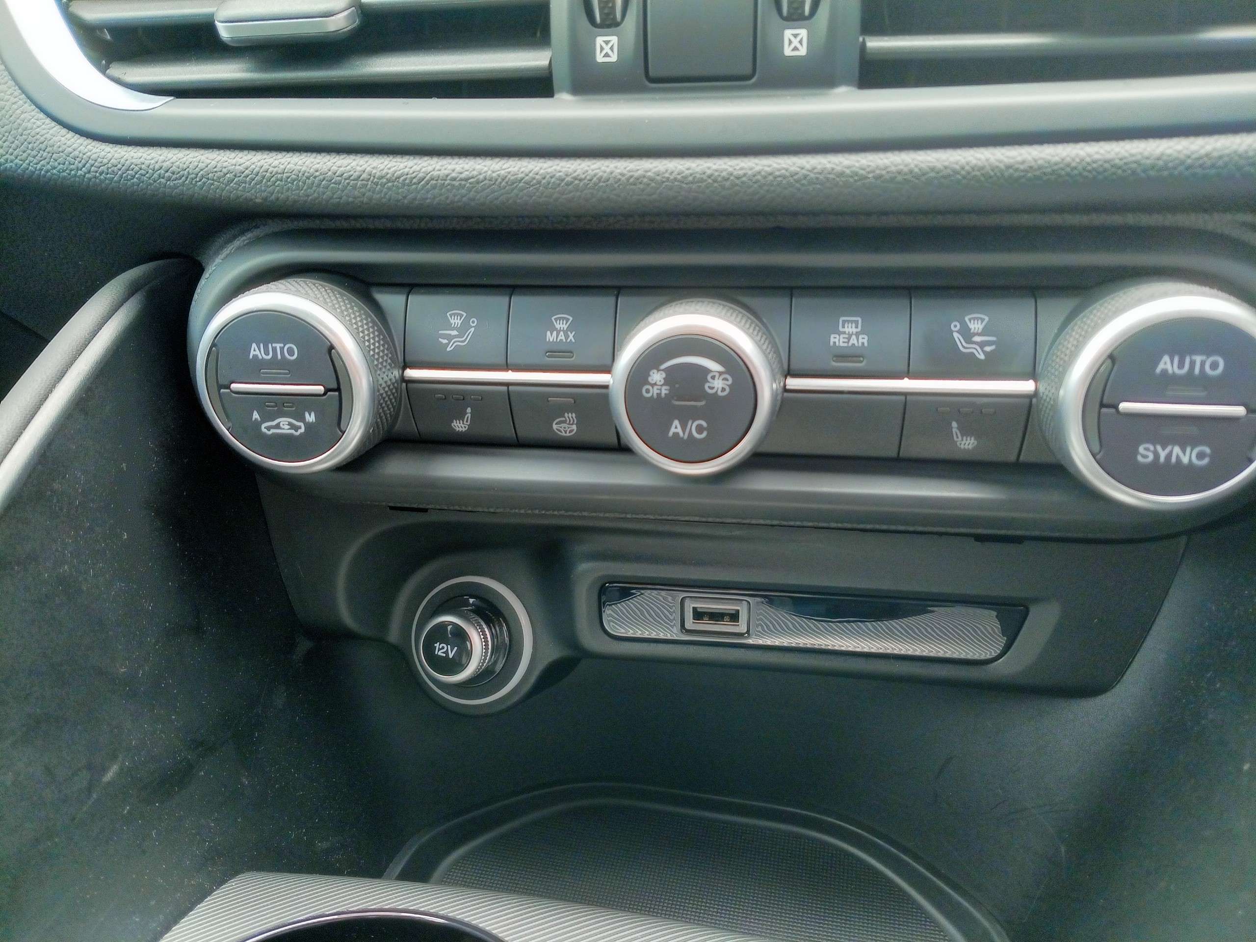 2023 ALFA ROMEO GIULIA 2023 ALFA ROMEO GIULIA