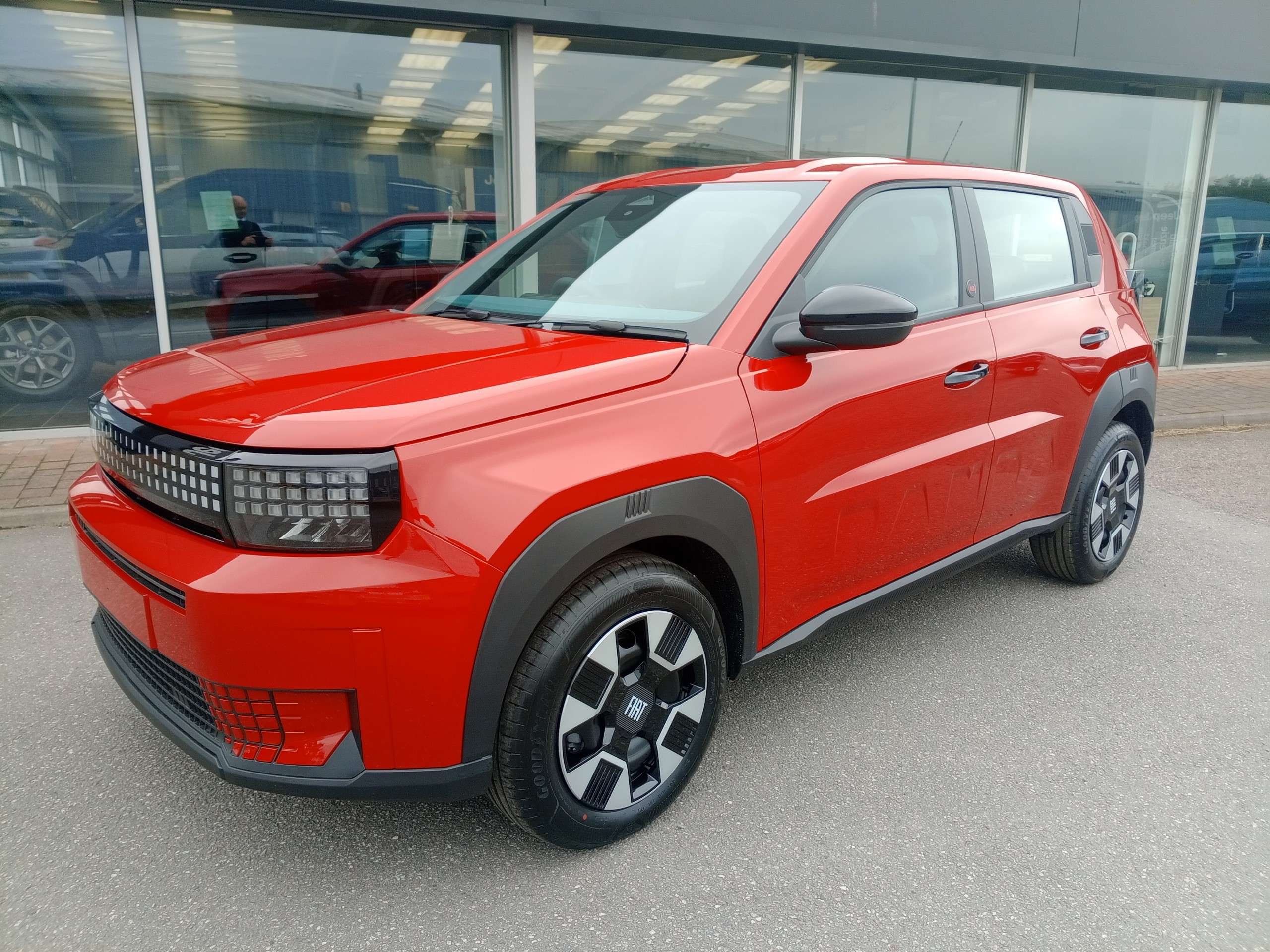 A 2026 FIAT GRAND PANDA Pop Hybrid 100 hp Automatic 5 Dr A 2026 FIAT GRAND PANDA Pop Hybrid 100 hp Automatic 5 Dr