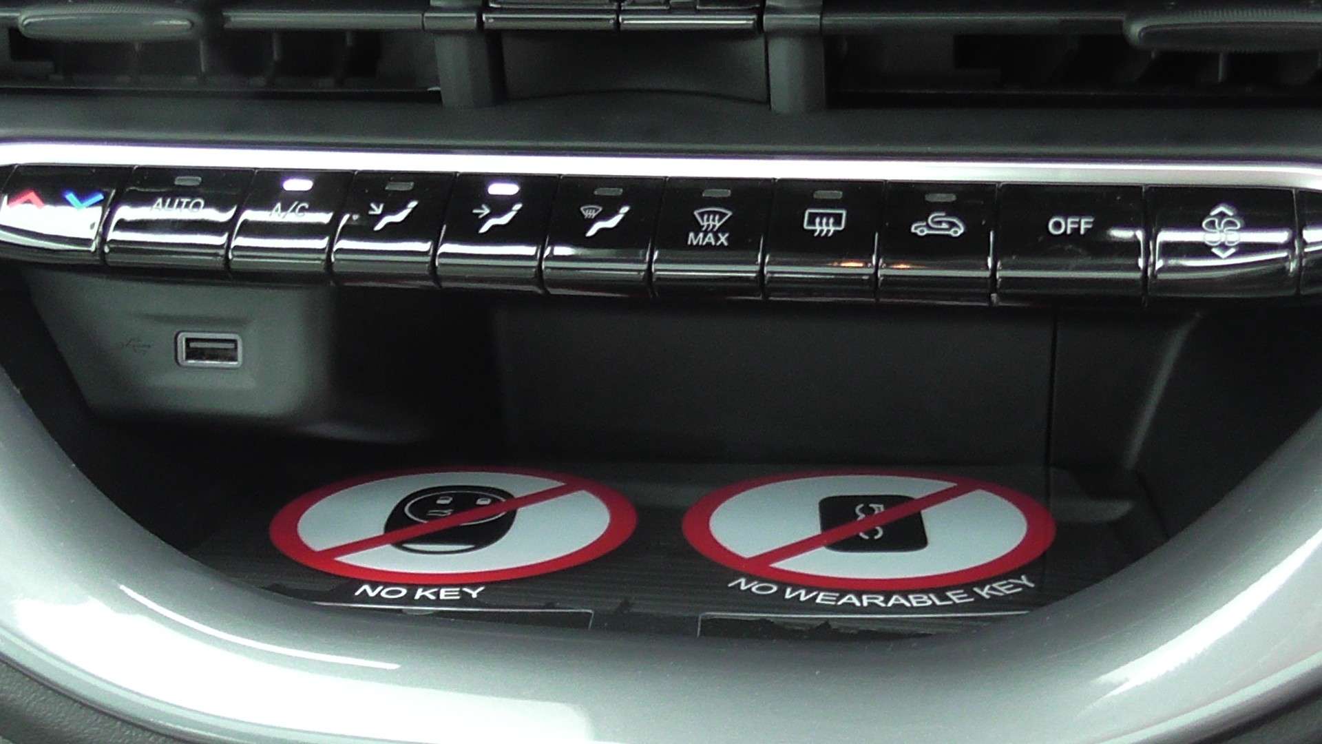 2023 FIAT 500E 2023 FIAT 500E