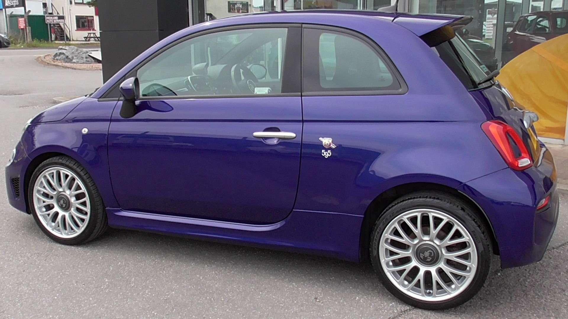 2016 ABARTH 595 2016 ABARTH 595