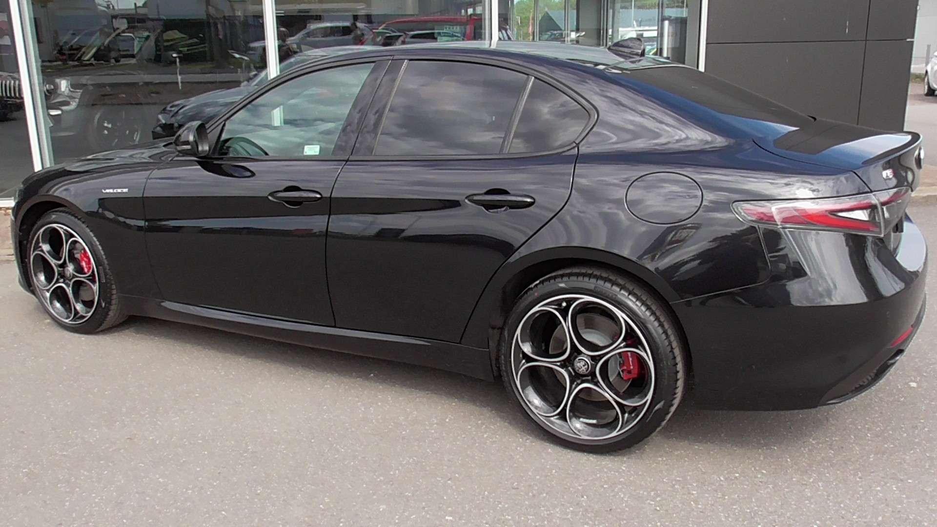 null ALFA ROMEO GIULIA null ALFA ROMEO GIULIA