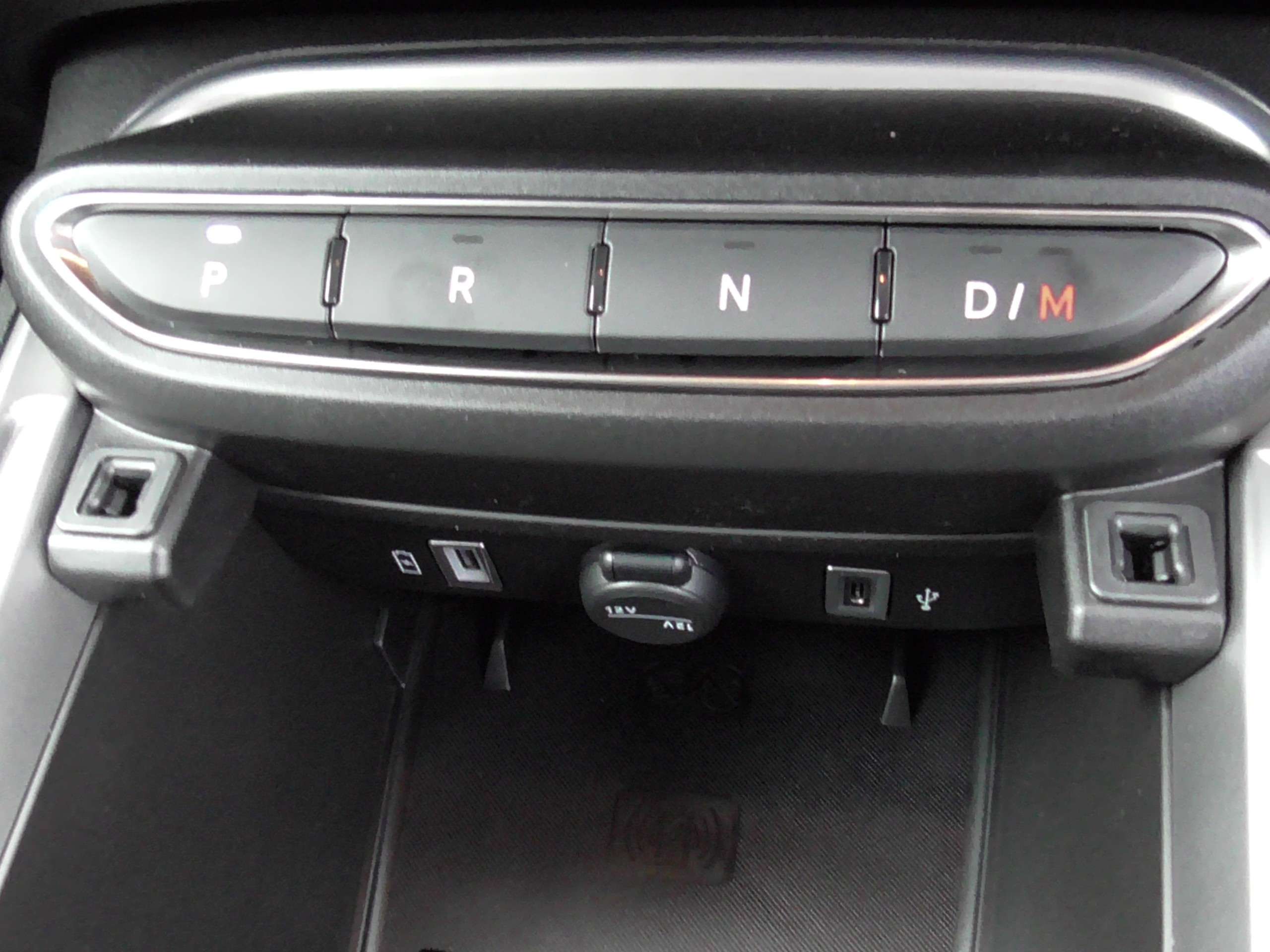 null JEEP AVENGER null JEEP AVENGER