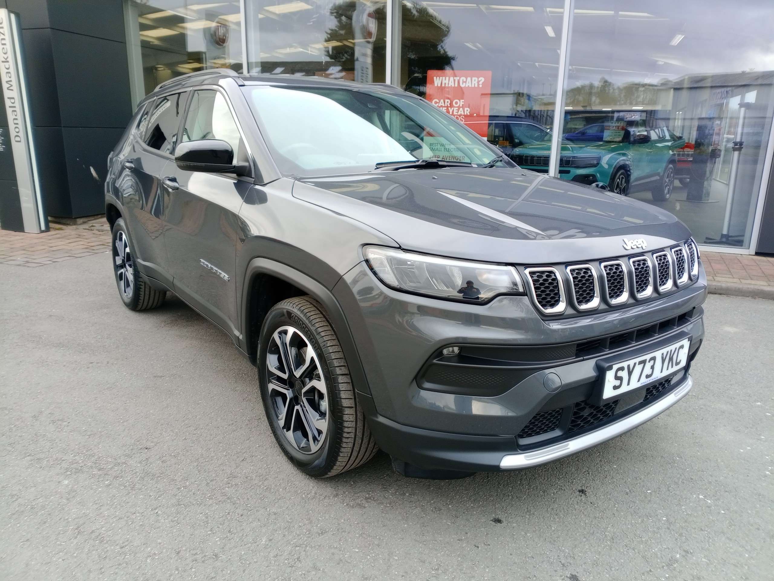 A 2023 JEEP COMPASS 1.5 T4 e-Hybrid MHEV Limited Hybrid DCT 130 Automatic A 2023 JEEP COMPASS 1.5 T4 e-Hybrid MHEV Limited Hybrid DCT 130 Automatic