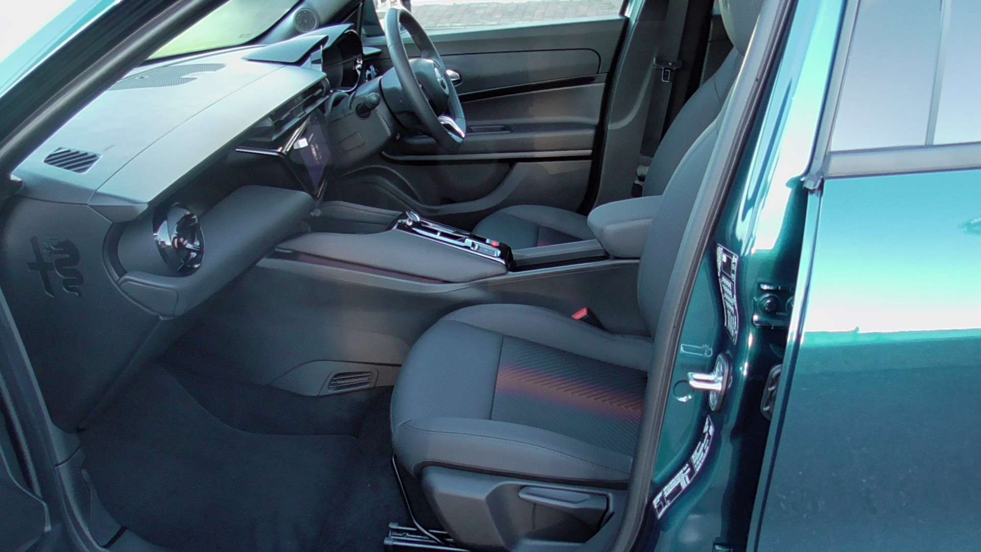 2024 ALFA ROMEO JUNIOR 2024 ALFA ROMEO JUNIOR