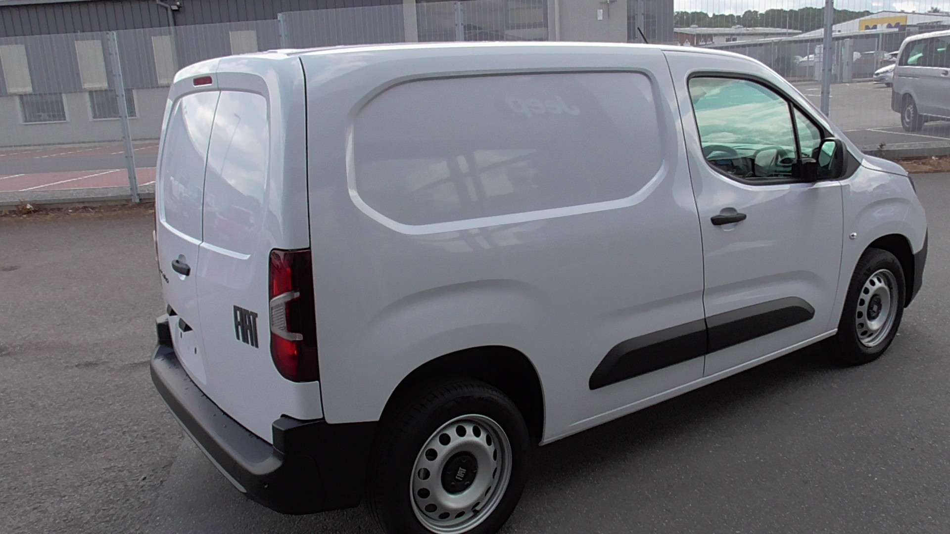 null FIAT DOBLO null FIAT DOBLO
