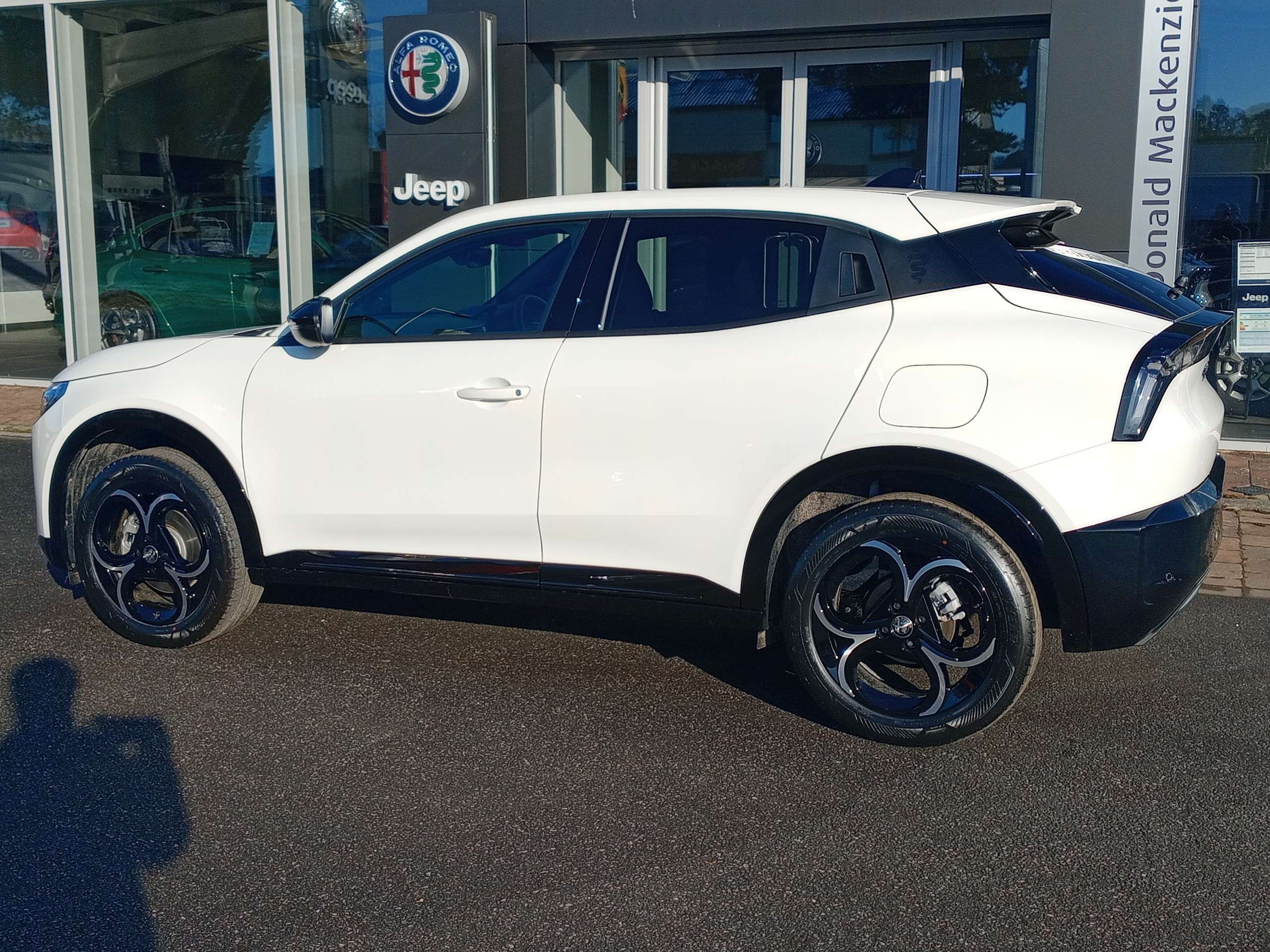 A 2026 ALFA ROMEO JUNIOR IBRIDA Ti A 2026 ALFA ROMEO JUNIOR IBRIDA Ti