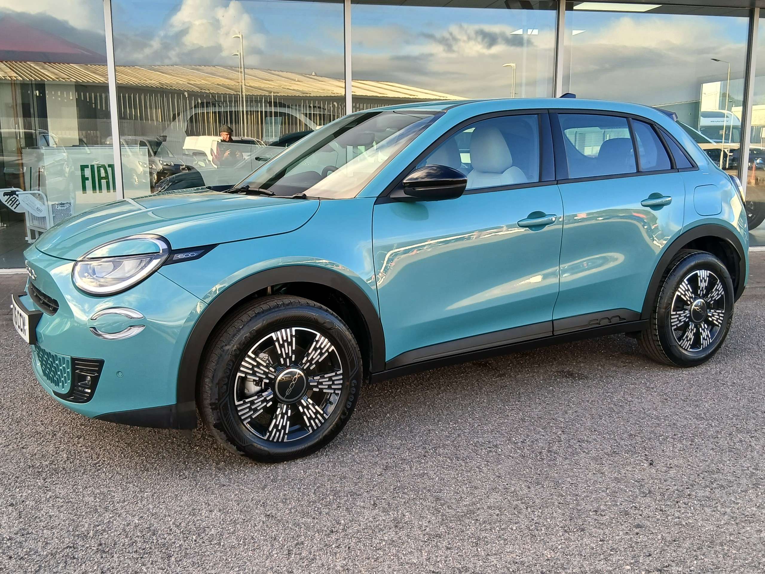A 2026 FIAT 600 1.2 MHEV Icon 5dr Hybrid e-DCT Automatic A 2026 FIAT 600 1.2 MHEV Icon 5dr Hybrid e-DCT Automatic