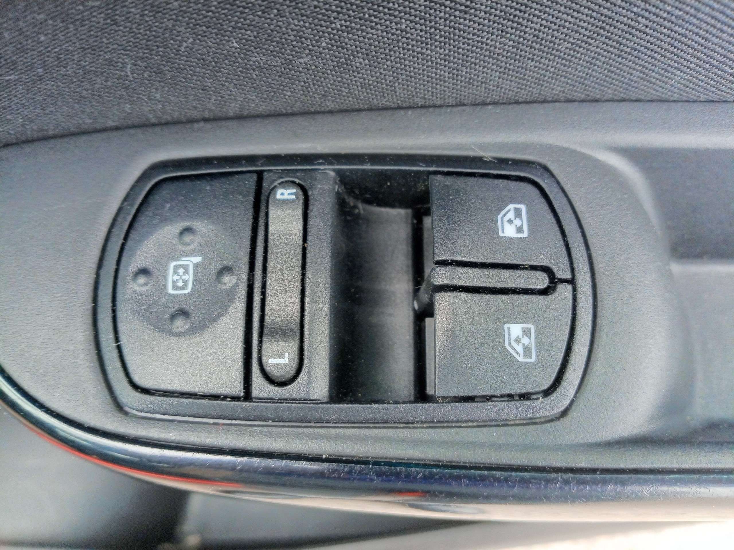 2015 VAUXHALL CORSA 2015 VAUXHALL CORSA