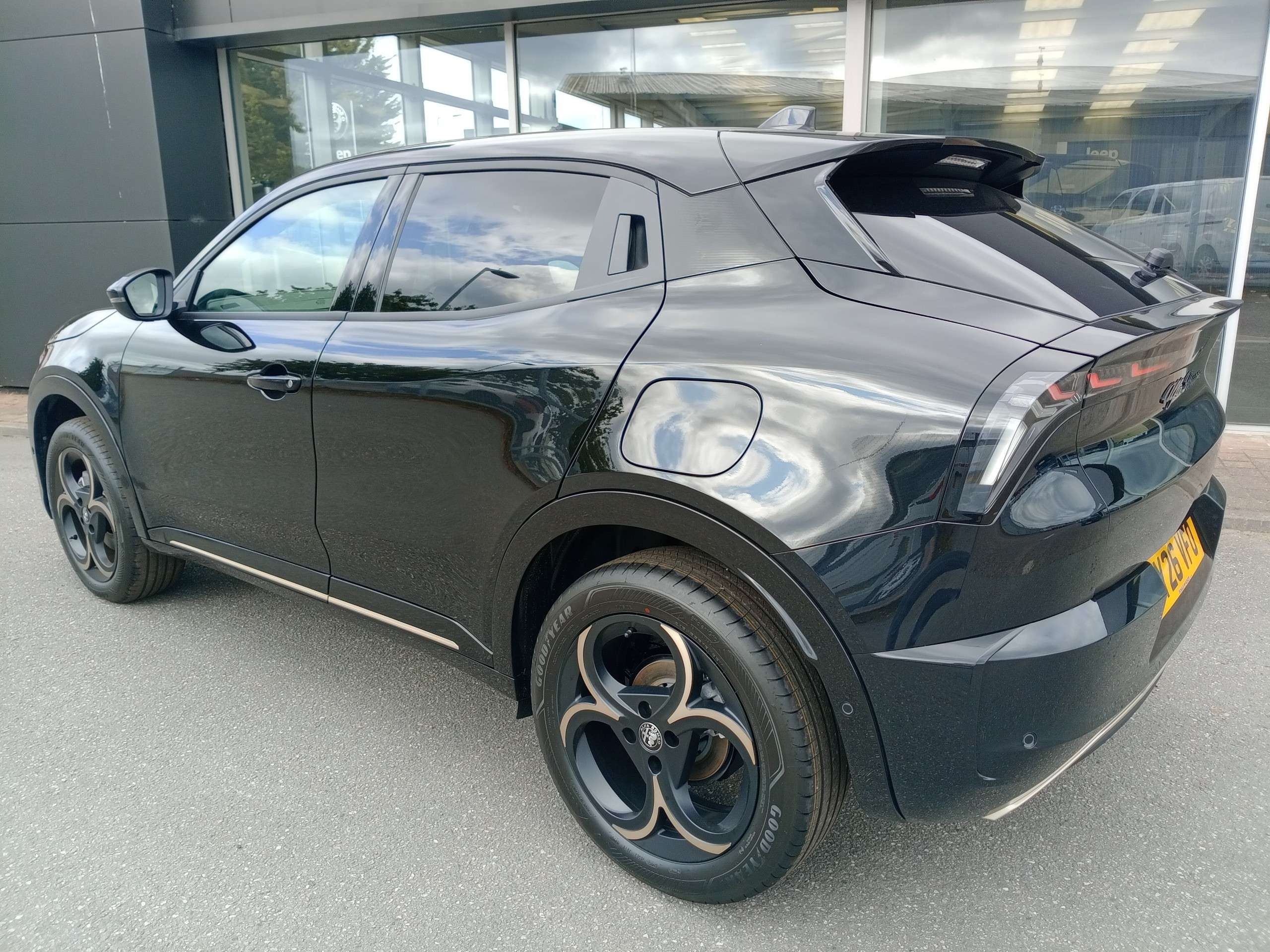A 2026 ALFA ROMEO JUNIOR 1.2 Mhev Ibrida Intensa 5dr Hybrid e-DCT A 2026 ALFA ROMEO JUNIOR 1.2 Mhev Ibrida Intensa 5dr Hybrid e-DCT