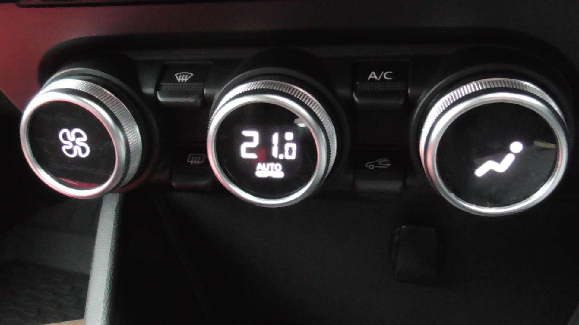 2019 DACIA DUSTER 2019 DACIA DUSTER