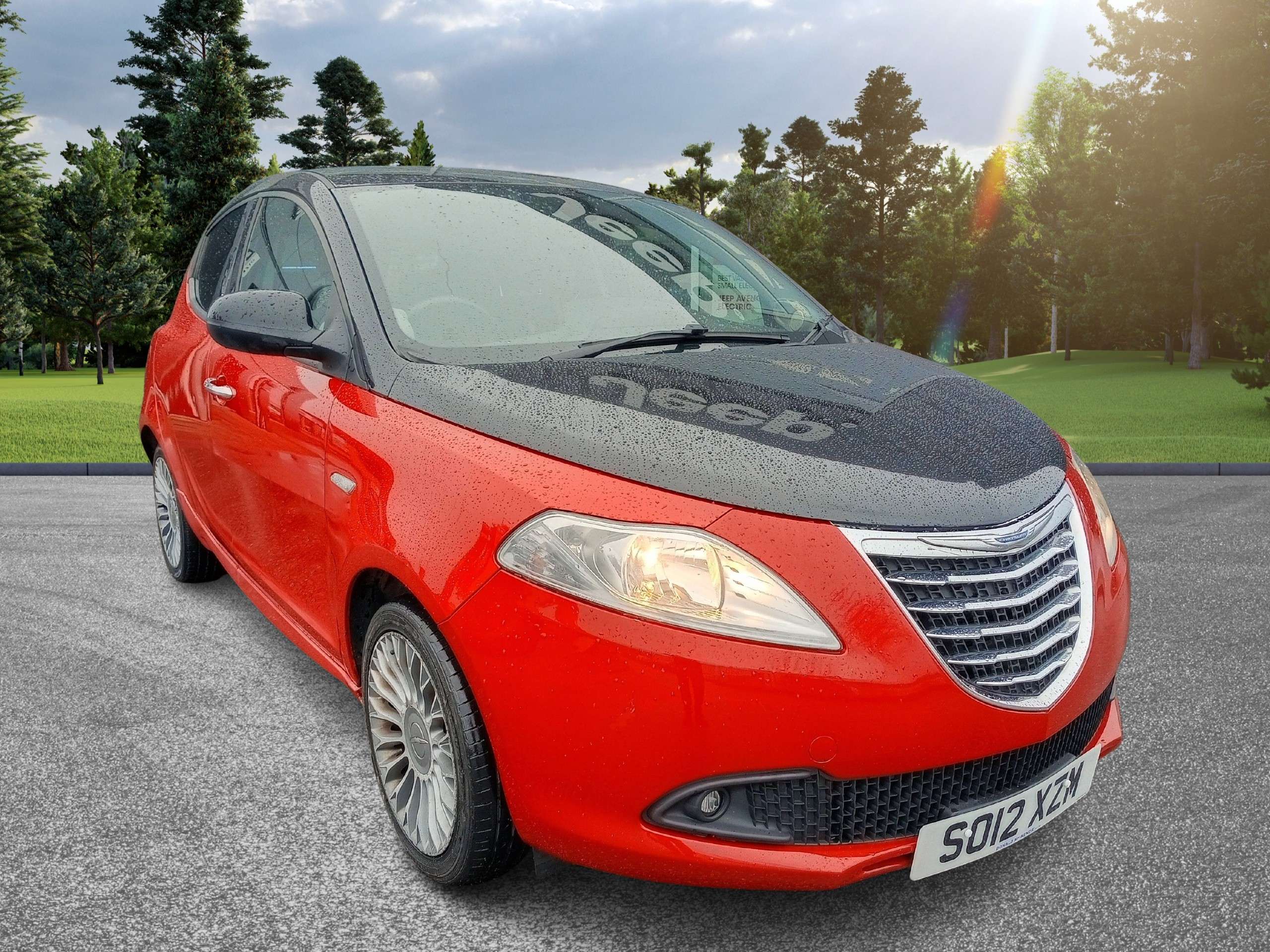 A 2012 CHRYSLER YPSILON 1.2 Black & Red 5dr 69 bhp A 2012 CHRYSLER YPSILON 1.2 Black & Red 5dr 69 bhp