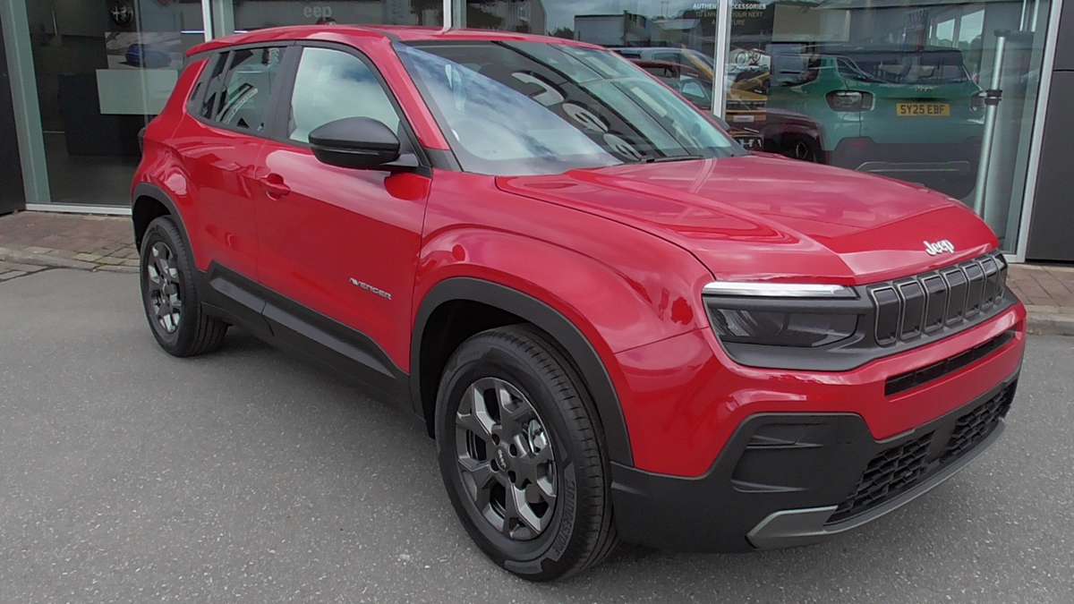 Check out this Jeep Avenger Hybrid Automatic