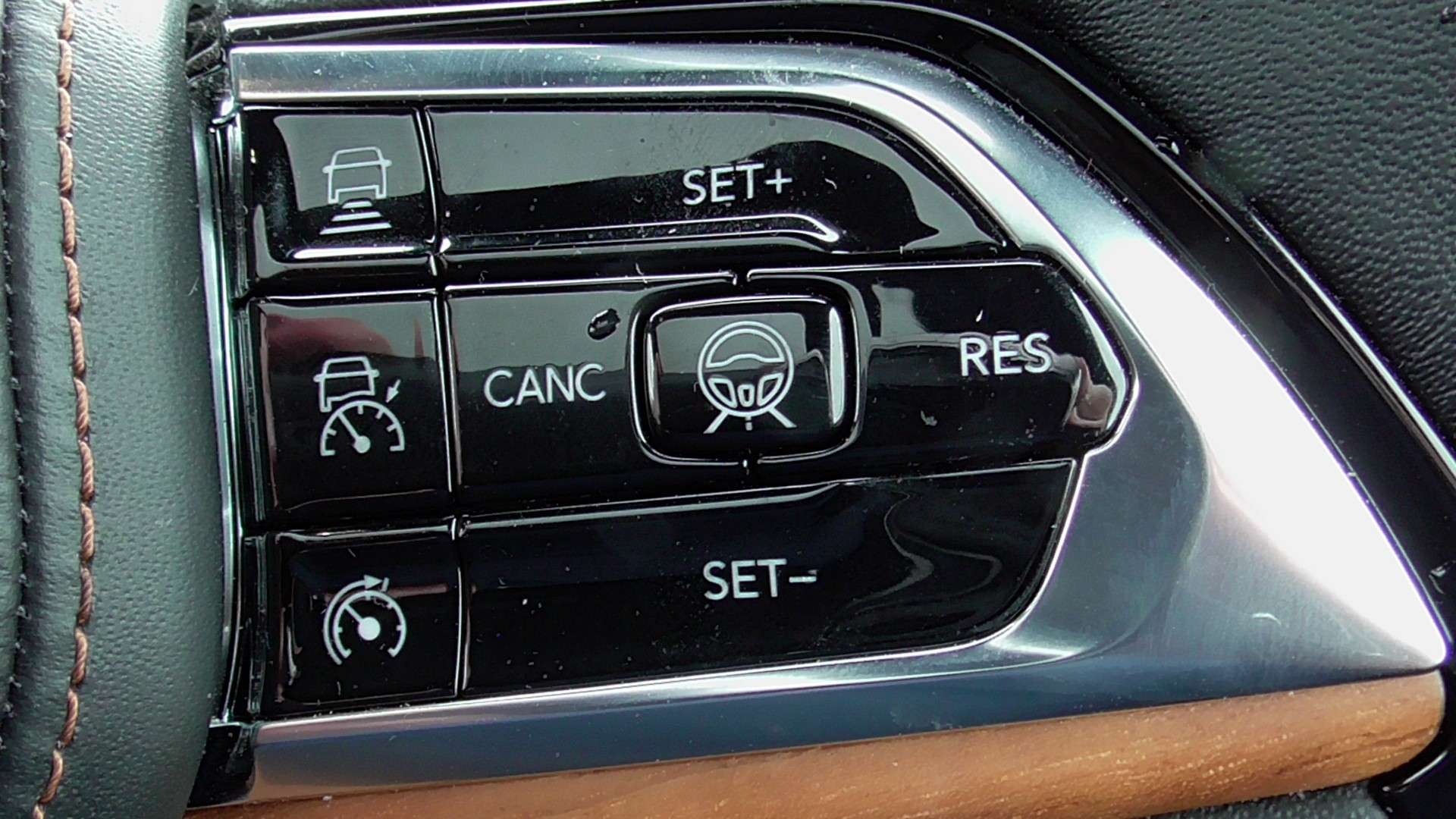 2024 JEEP GRAND CHEROKEE 2024 JEEP GRAND CHEROKEE