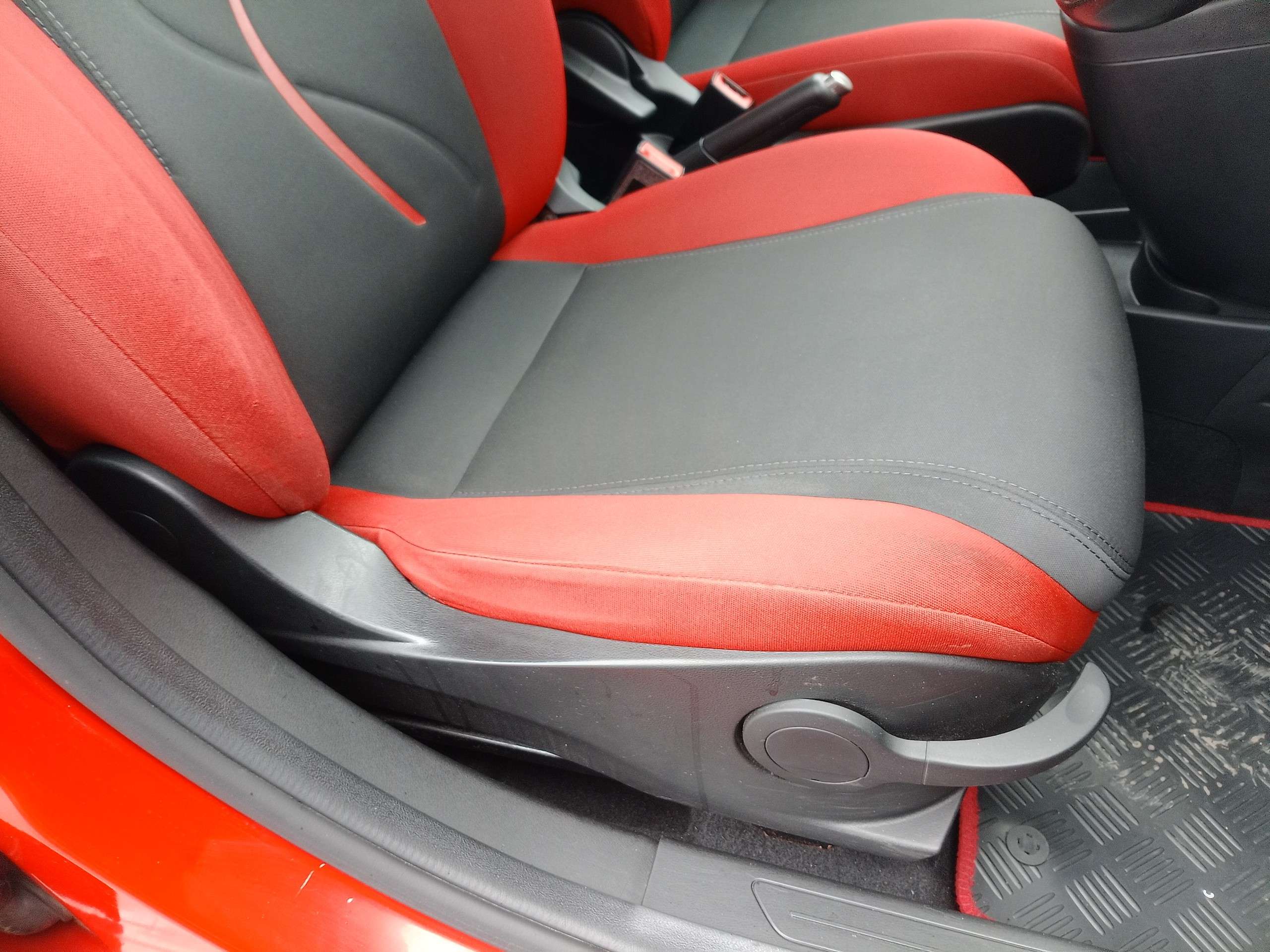 2012 CHRYSLER YPSILON 2012 CHRYSLER YPSILON