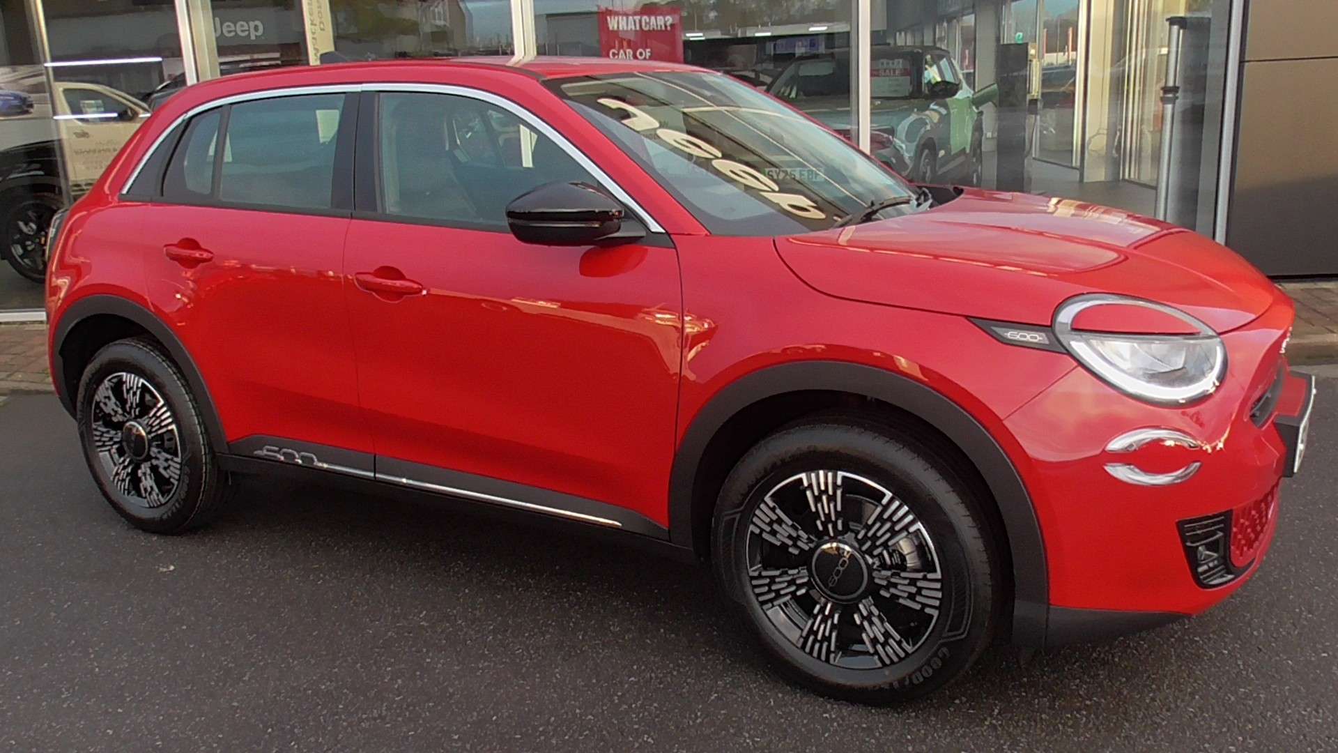 A 2025 FIAT 600 1.2 Mild Hybrid 5dr 100 Petrol Automatic A 2025 FIAT 600 1.2 Mild Hybrid 5dr 100 Petrol Automatic