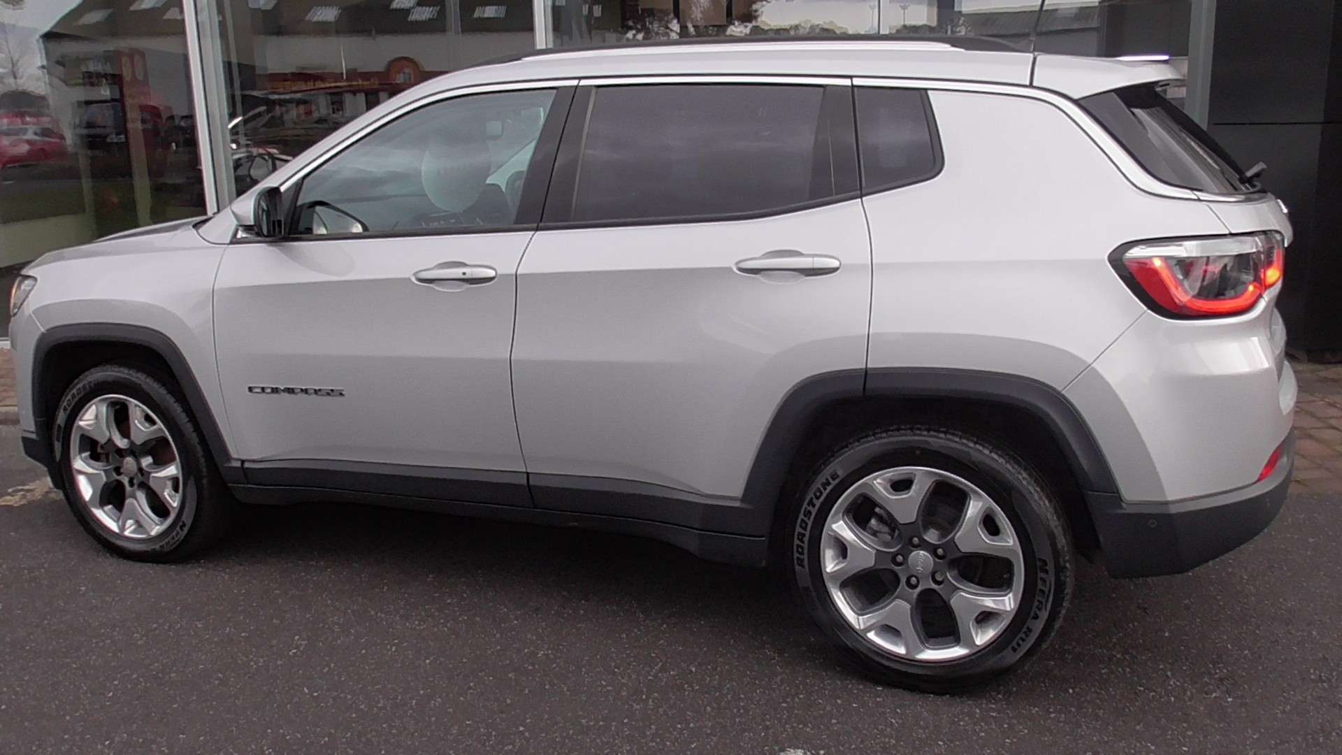 null JEEP COMPASS null JEEP COMPASS