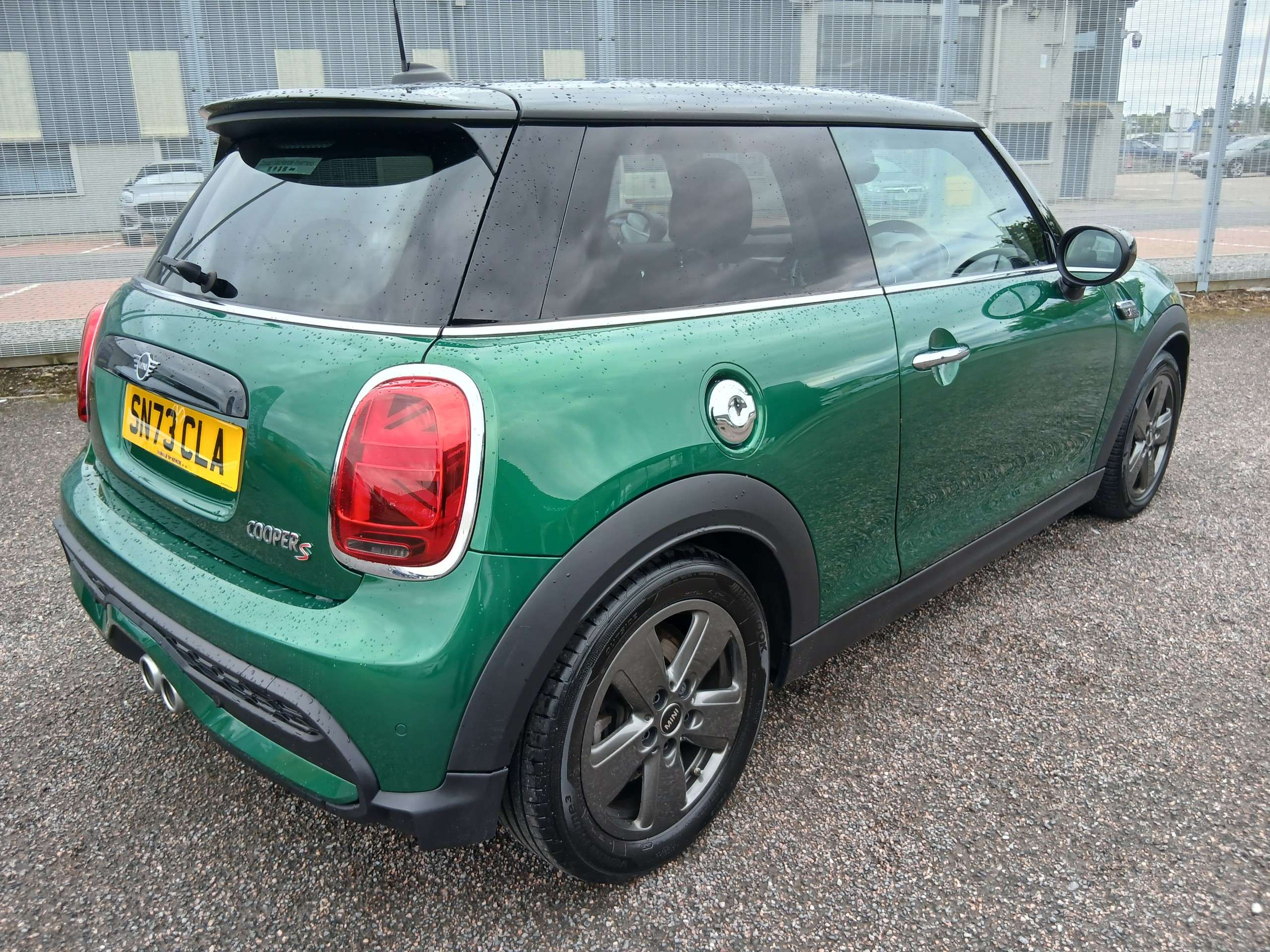 A 2023 MINI HATCH 2.0 Cooper S Classic 3dr Steptronic 178 A 2023 MINI HATCH 2.0 Cooper S Classic 3dr Steptronic 178