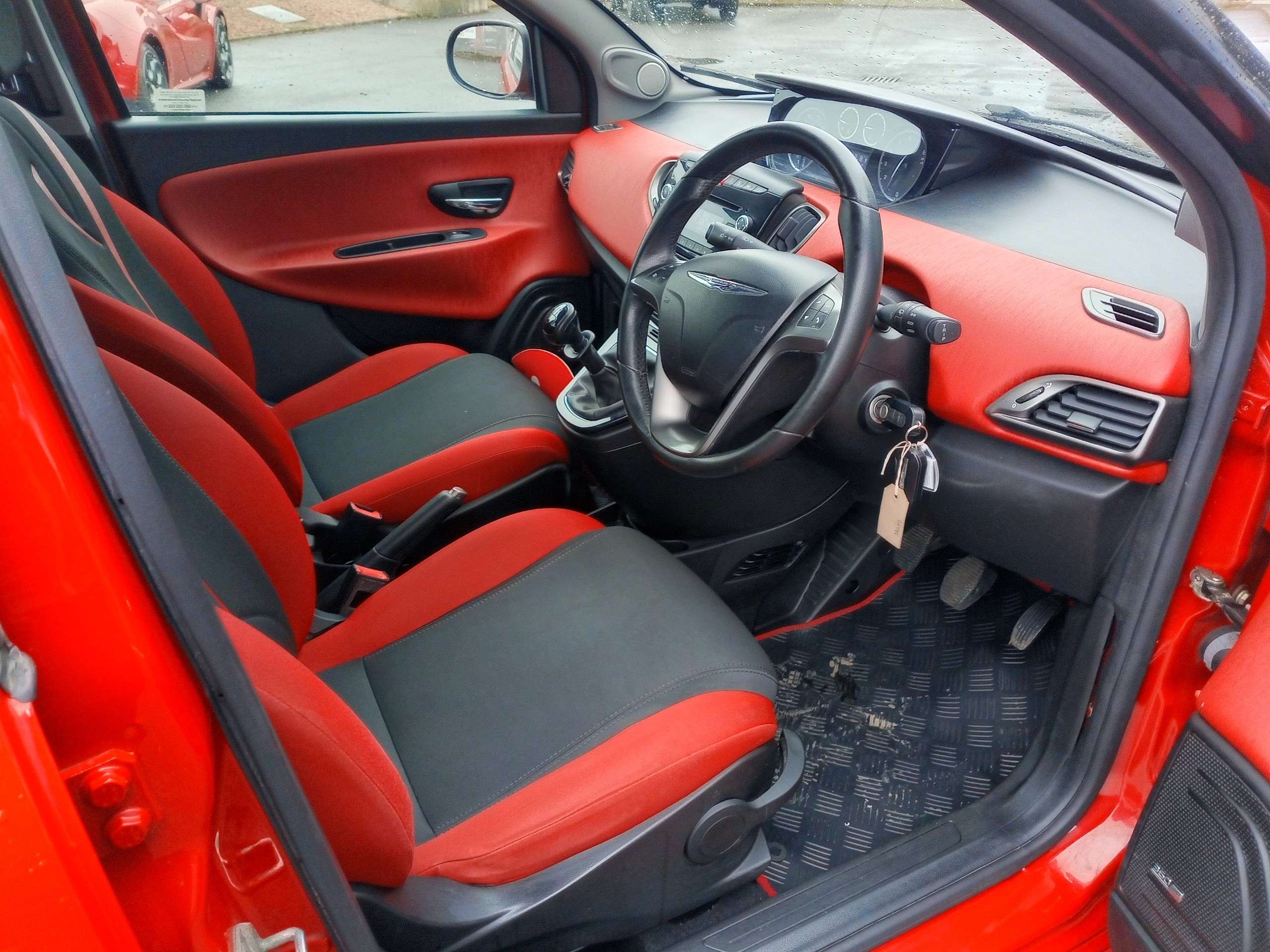 2012 CHRYSLER YPSILON 2012 CHRYSLER YPSILON