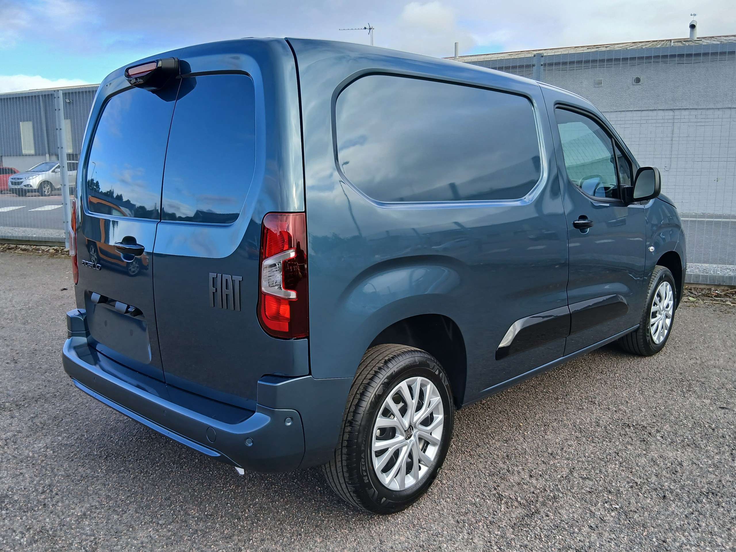 A 2026 FIAT DOBLO Primo 1.5 L1 SWB 1.5 Multijet A 2026 FIAT DOBLO Primo 1.5 L1 SWB 1.5 Multijet