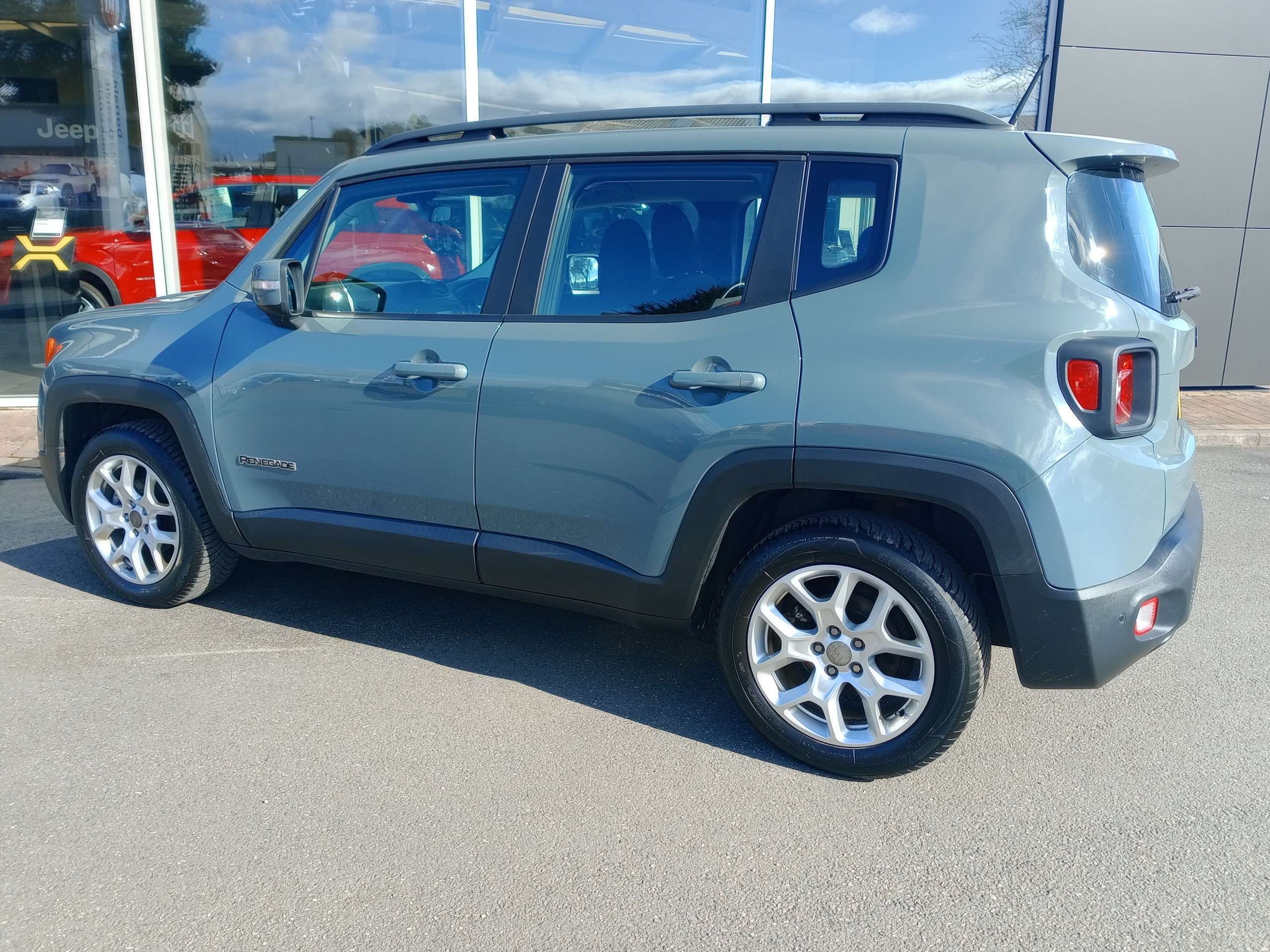 A 2018 JEEP RENEGADE 1.4 MultiAirII Longitude 140 5dr A 2018 JEEP RENEGADE 1.4 MultiAirII Longitude 140 5dr