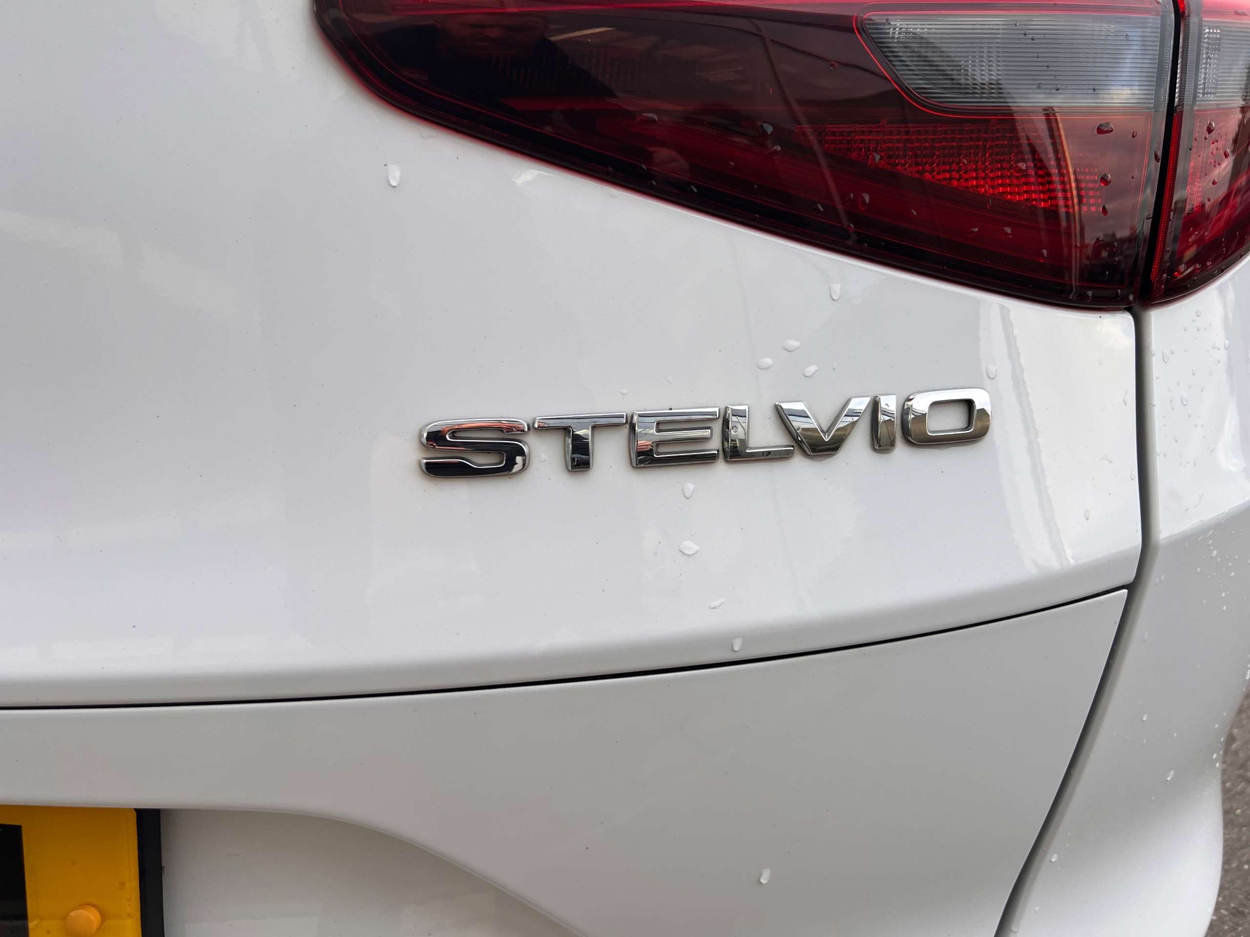 2022 ALFA ROMEO STELVIO 2022 ALFA ROMEO STELVIO