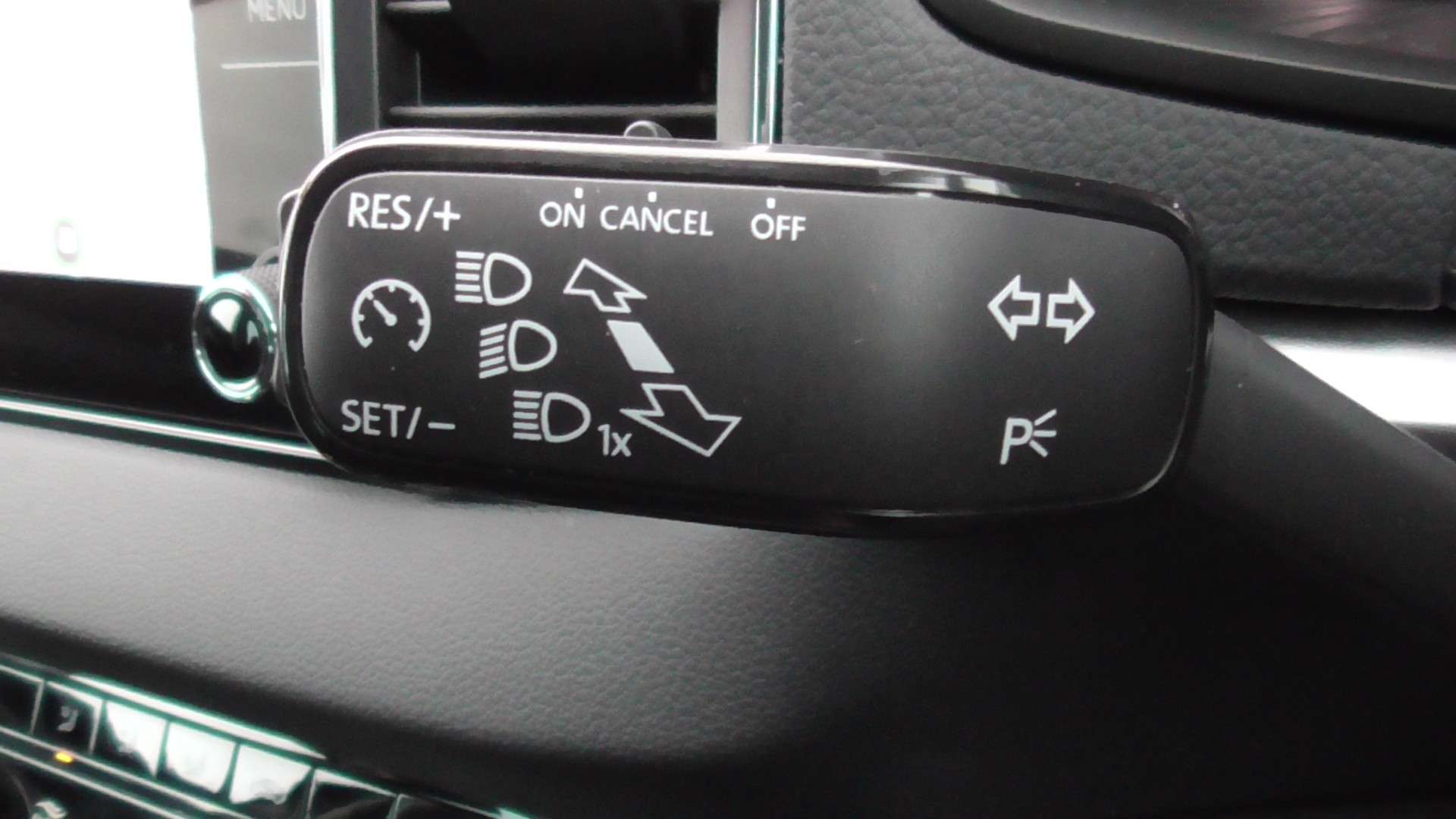 2023 SKODA KAROQ 2023 SKODA KAROQ