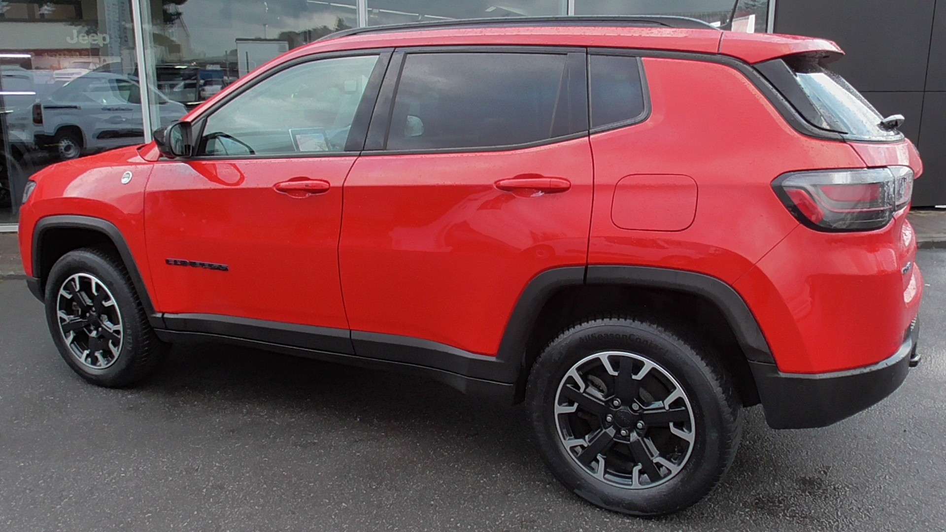 A 2021 JEEP COMPASS TRAILHAWK A 2021 JEEP COMPASS TRAILHAWK