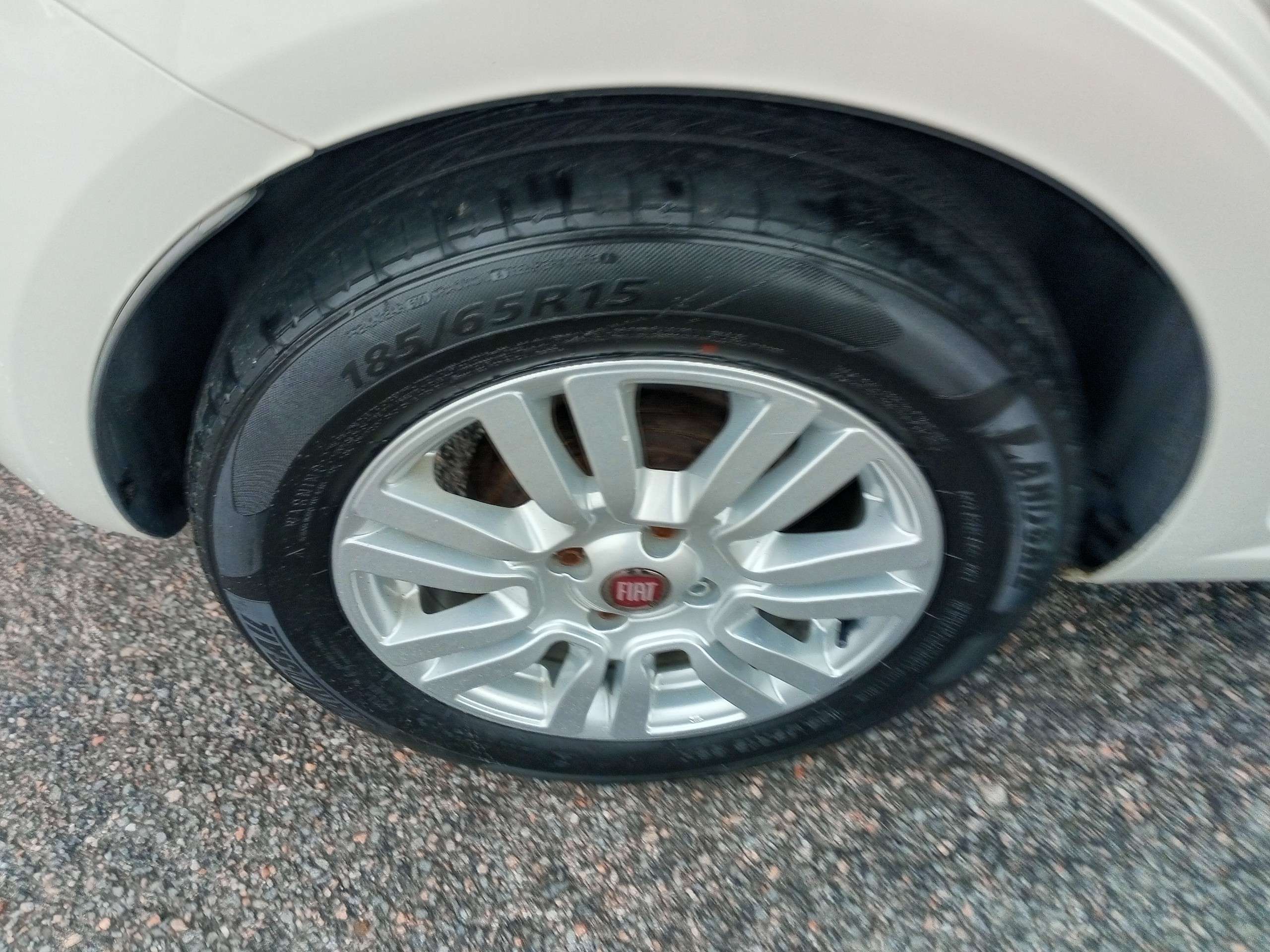 2016 FIAT PUNTO 2016 FIAT PUNTO
