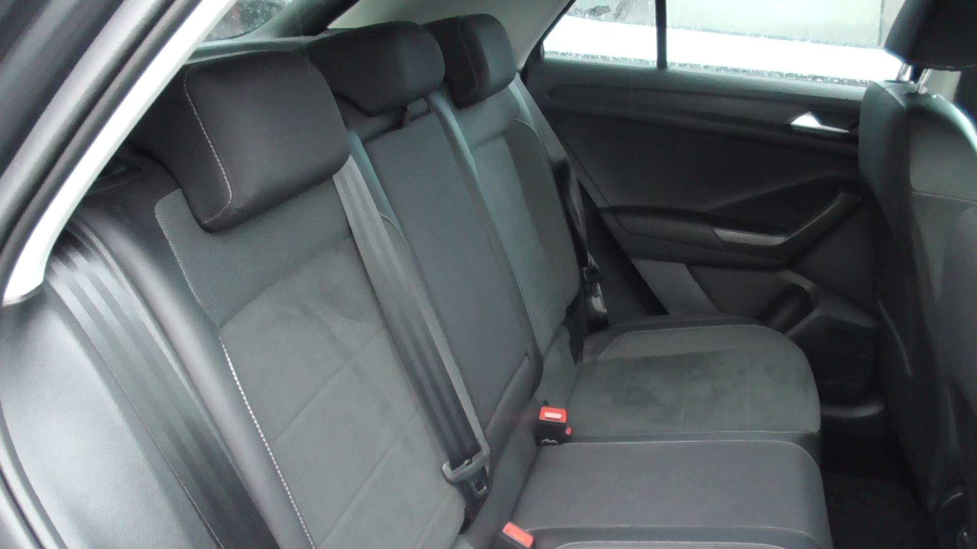 2023 VOLKSWAGEN T-ROC 2023 VOLKSWAGEN T-ROC