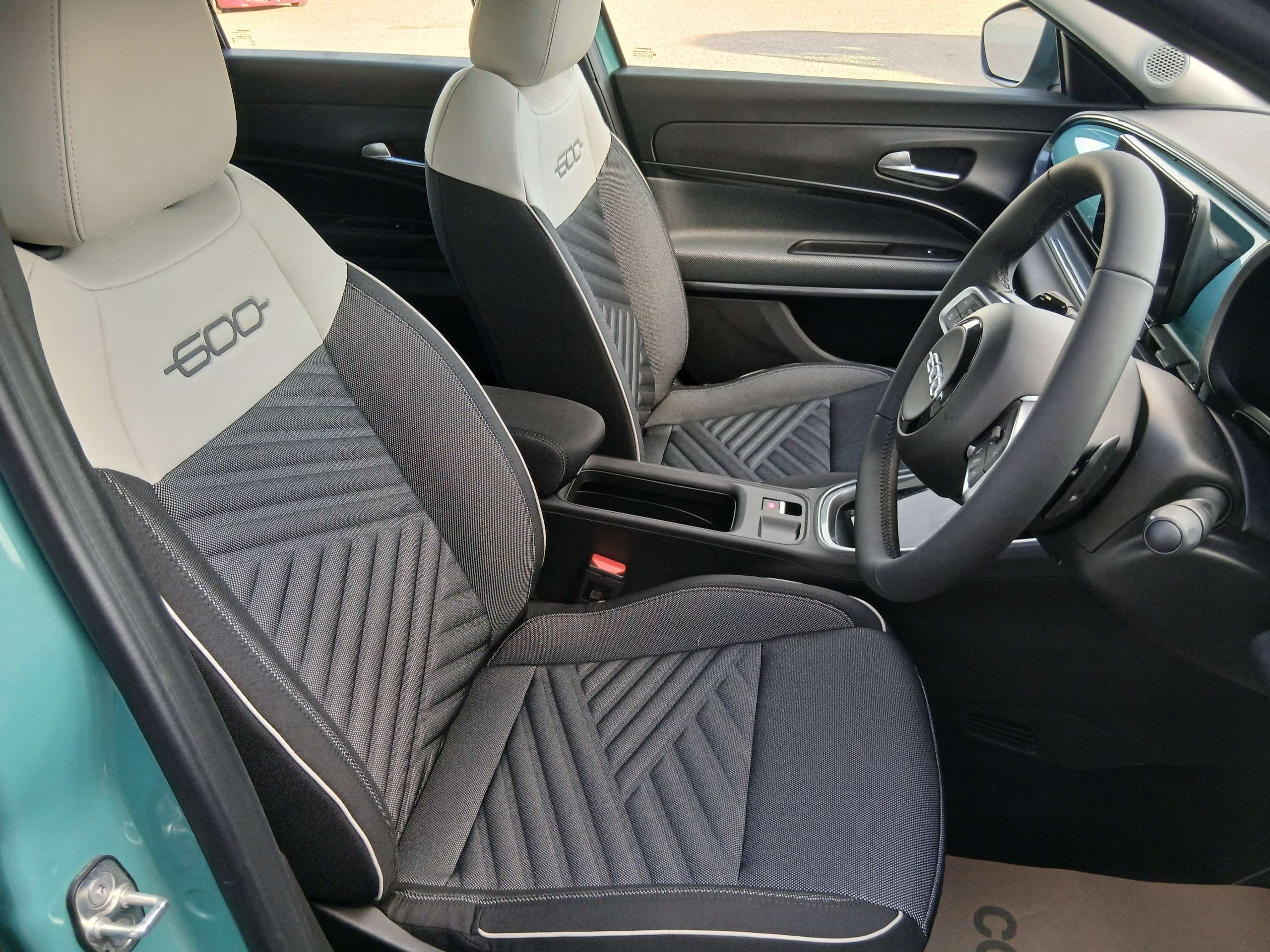 2026 FIAT 600 2026 FIAT 600
