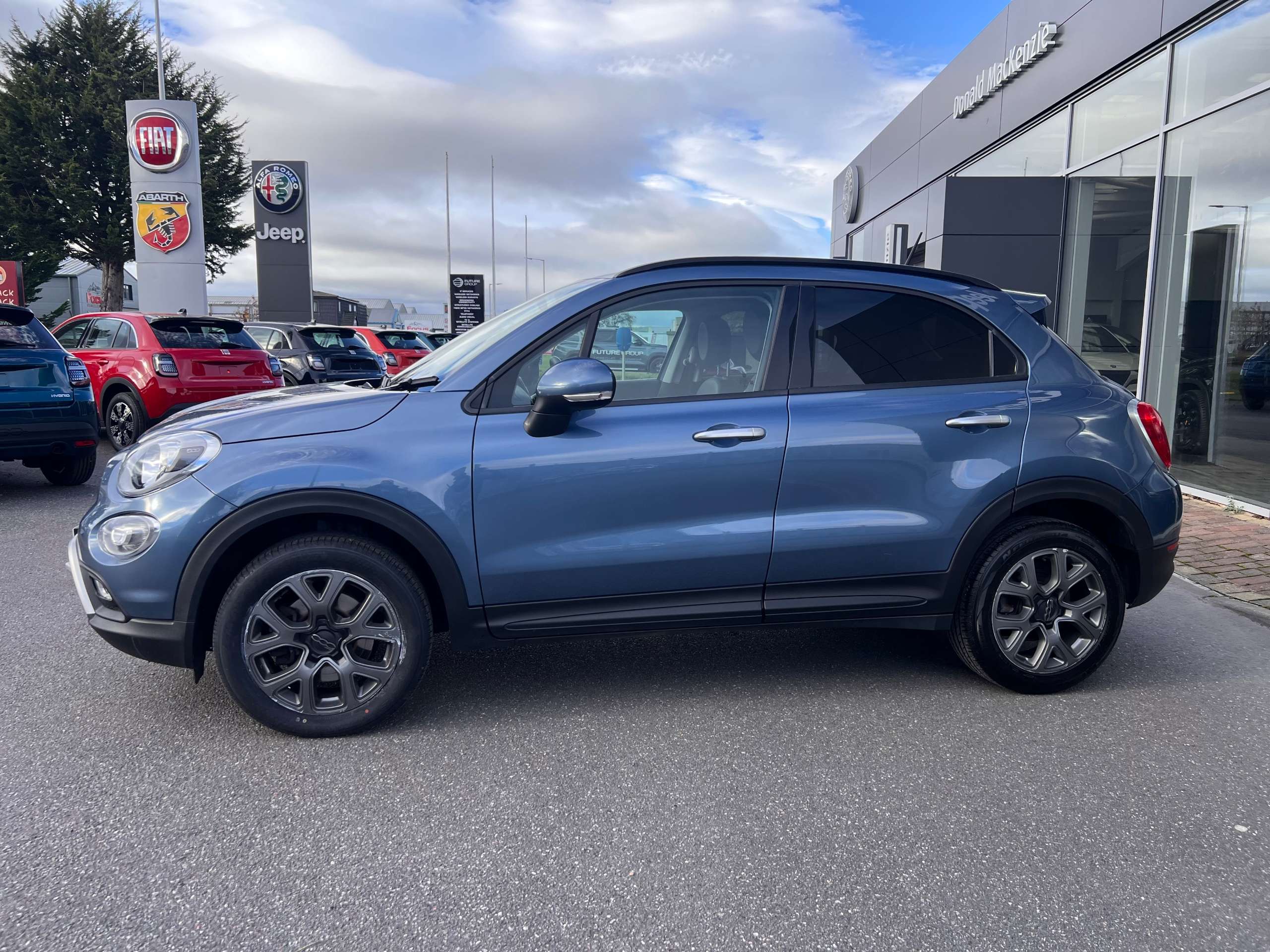 A 2018 FIAT 500X 1.4 Cross MultiAir 140 hp Automatic A 2018 FIAT 500X 1.4 Cross MultiAir 140 hp Automatic