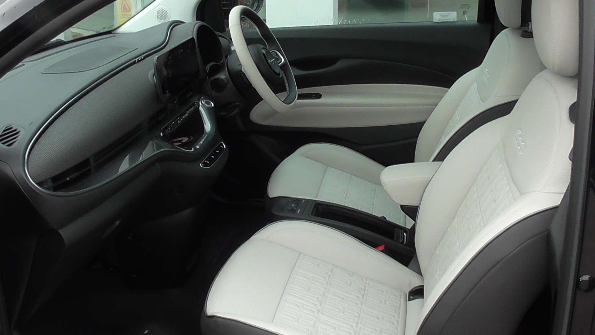 2023 FIAT 500E 2023 FIAT 500E