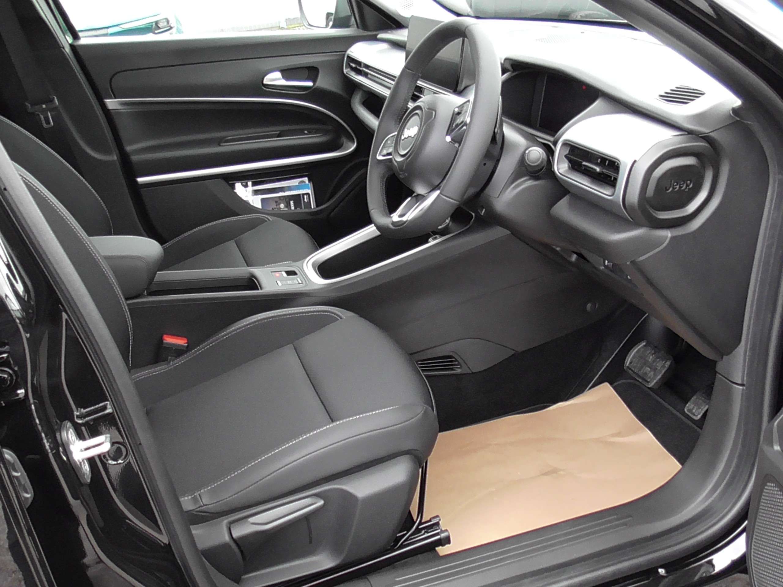 null JEEP AVENGER null JEEP AVENGER