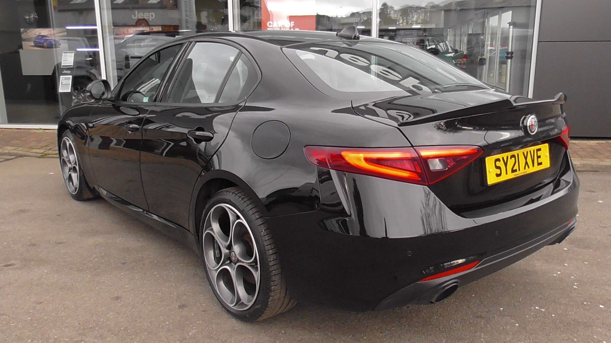 A 2021 ALFA ROMEO GIULIA 2.0T Sprint Automatic 200 A 2021 ALFA ROMEO GIULIA 2.0T Sprint Automatic 200