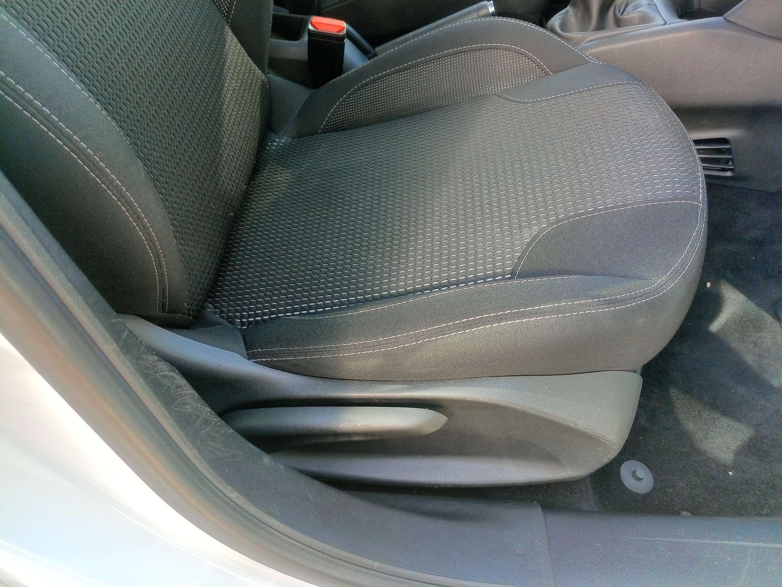 2016 PEUGEOT 208 2016 PEUGEOT 208